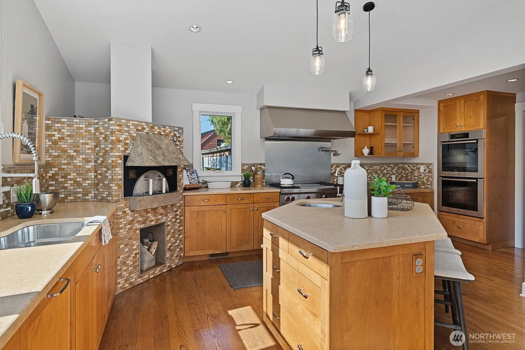6023 NE 61st Street , Seattle, WA 98115