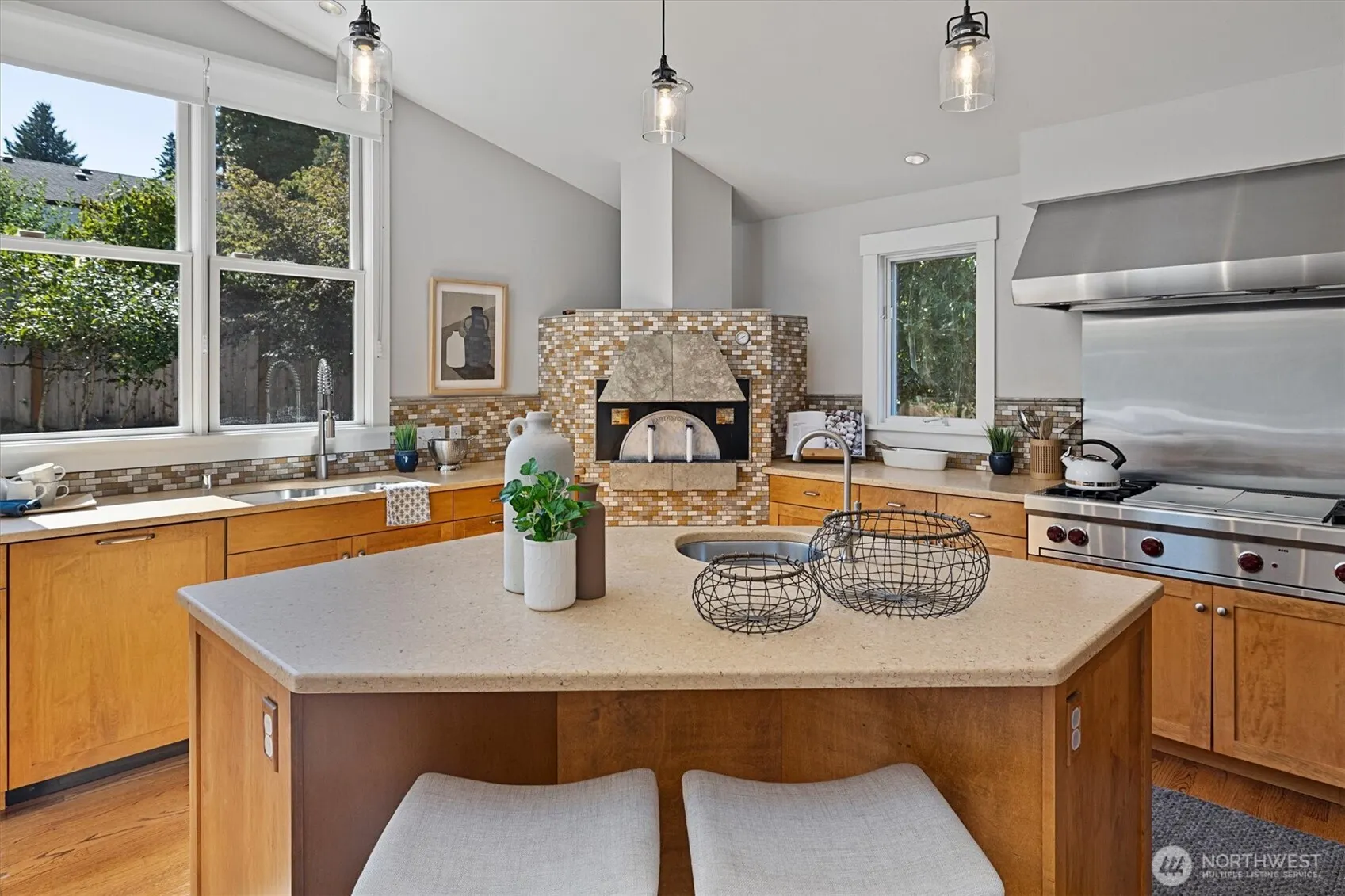 6023 NE 61st Street , Seattle, WA 98115