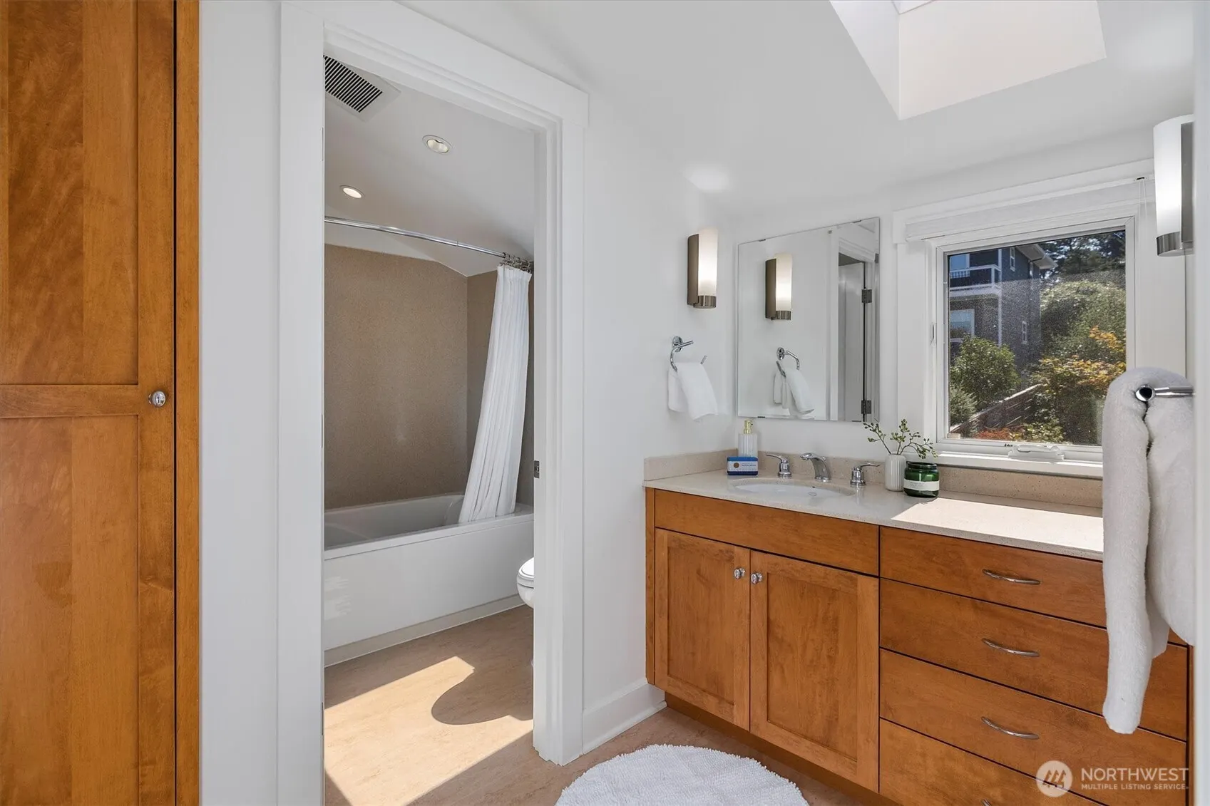 6023 NE 61st Street , Seattle, WA 98115