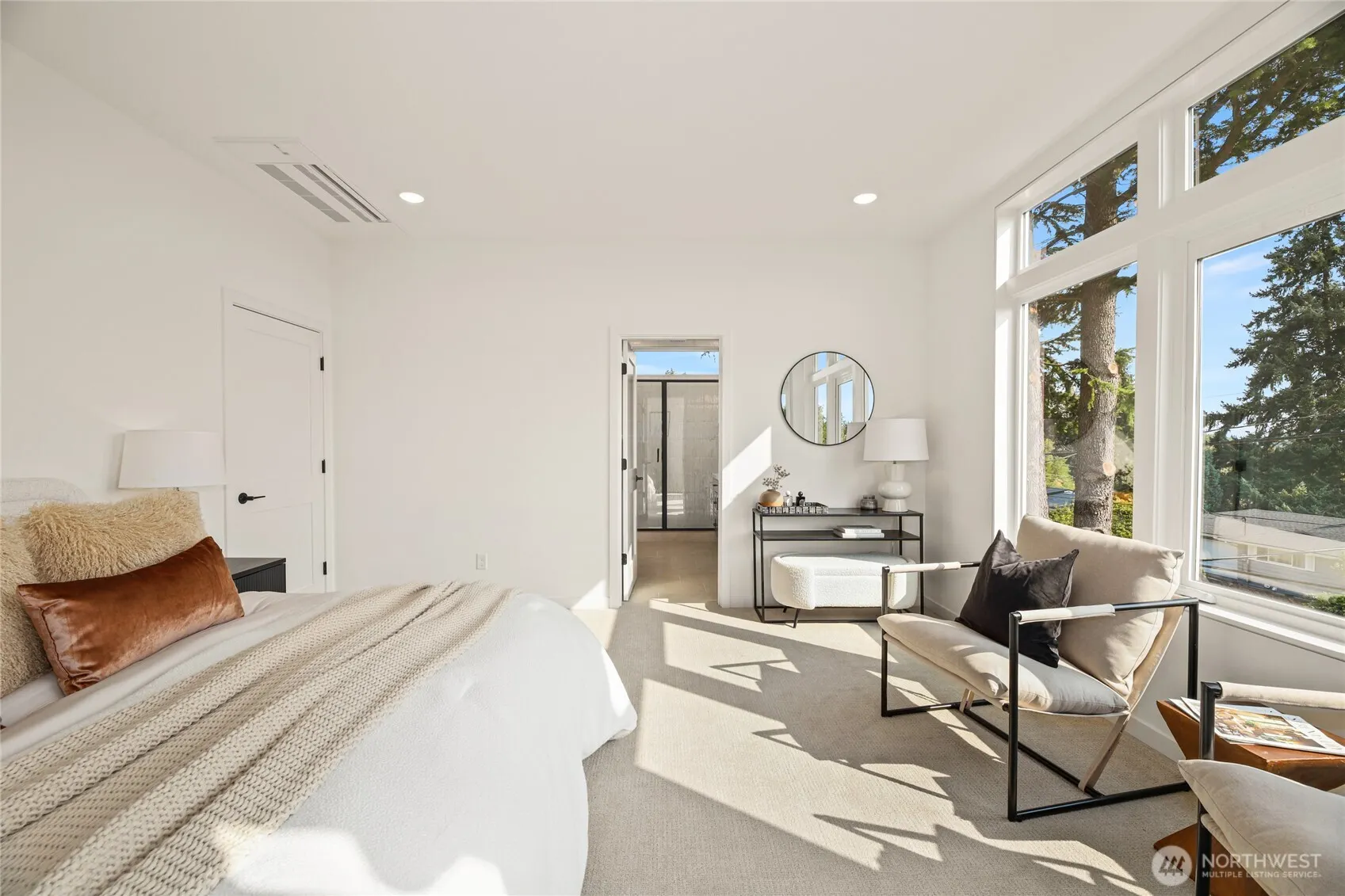 12037 Fremont Avenue N #1, Seattle, WA 98133