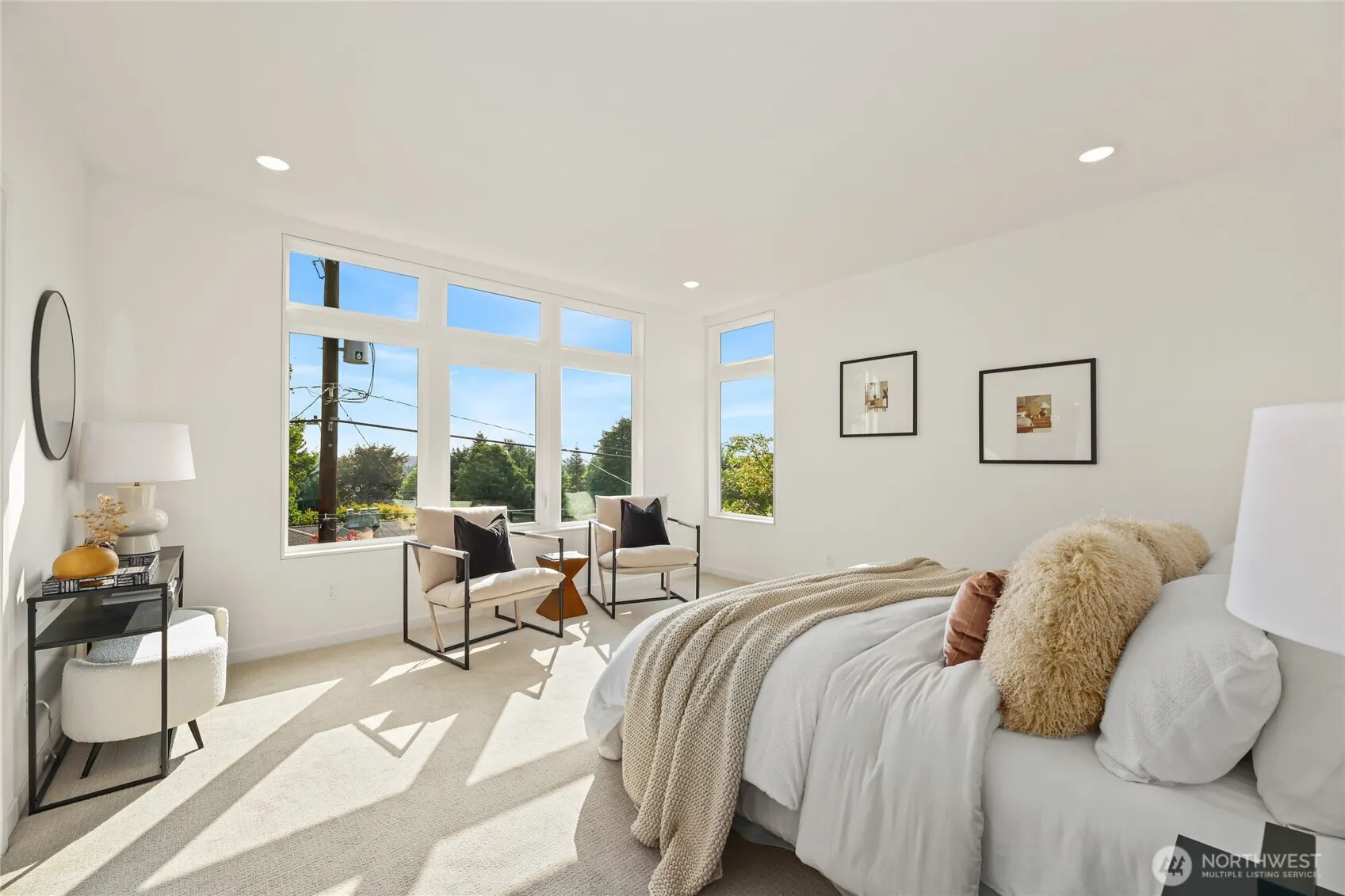 12037 Fremont Avenue N #1, Seattle, WA 98133