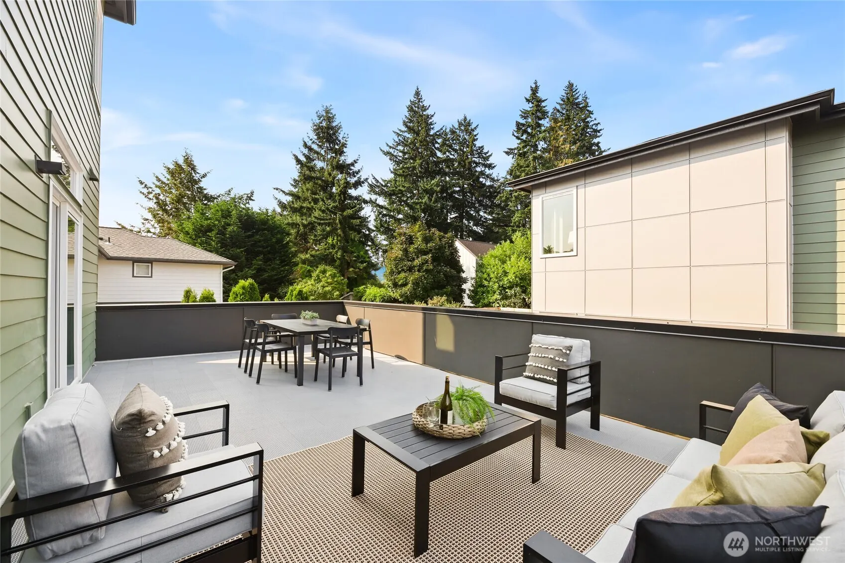 12037 Fremont Avenue N #1, Seattle, WA 98133