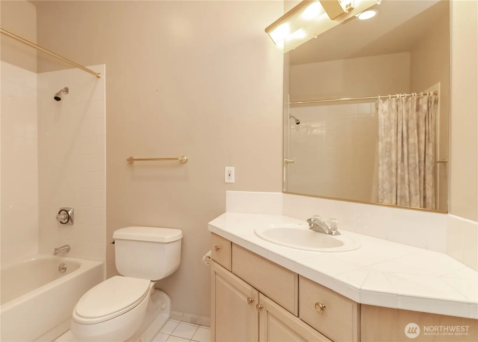 177 107th Avenue NE #2206, Bellevue, WA 98004