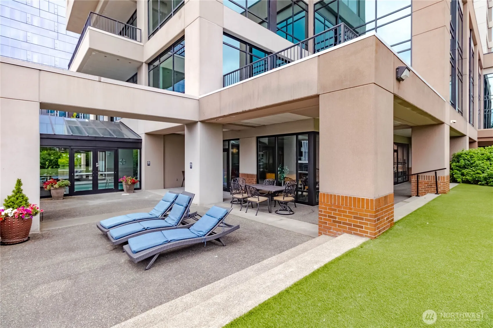 177 107th Avenue NE #2206, Bellevue, WA 98004