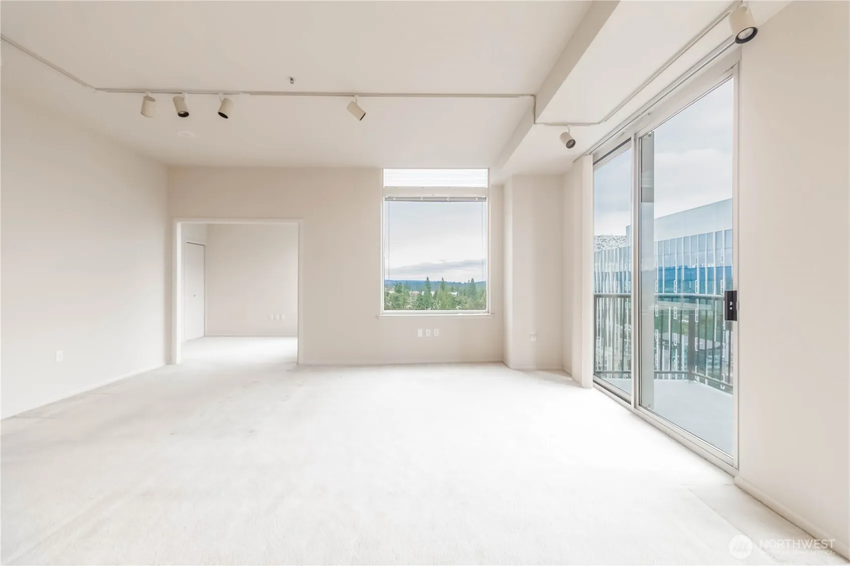 177 107th Avenue NE #2206, Bellevue, WA 98004