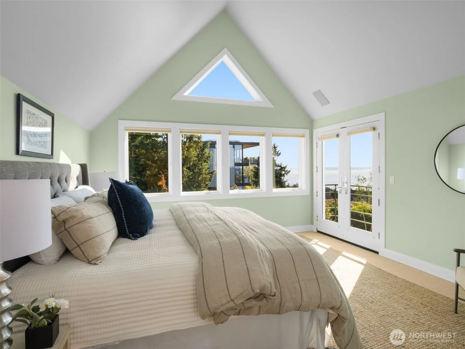 816 W Blaine Street , Seattle, WA 98119