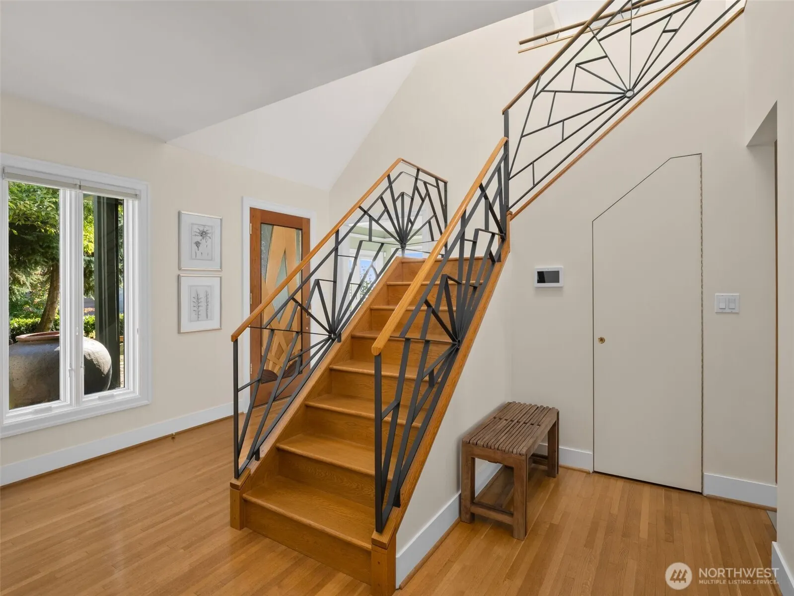 816 W Blaine Street , Seattle, WA 98119