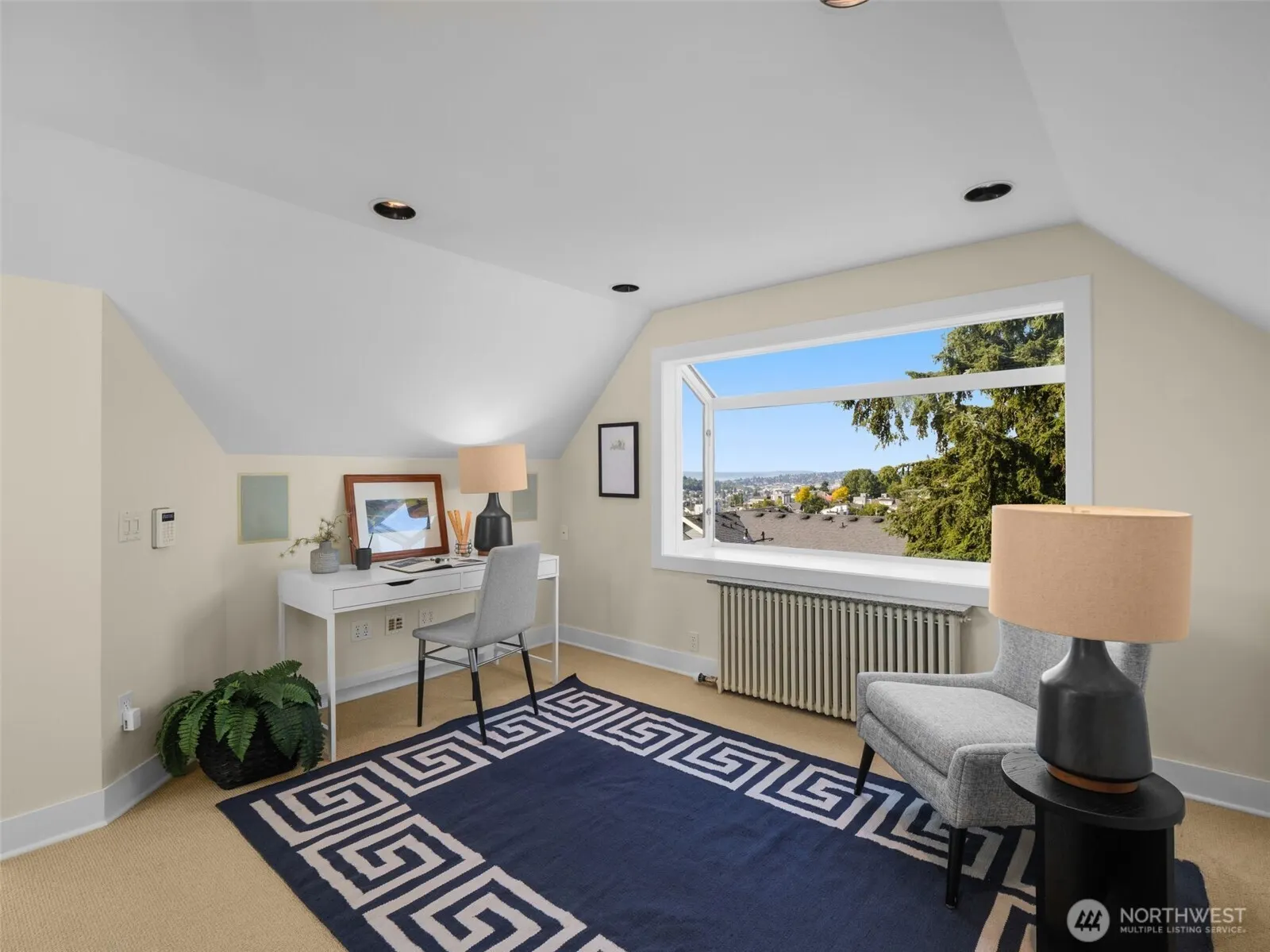 816 W Blaine Street , Seattle, WA 98119