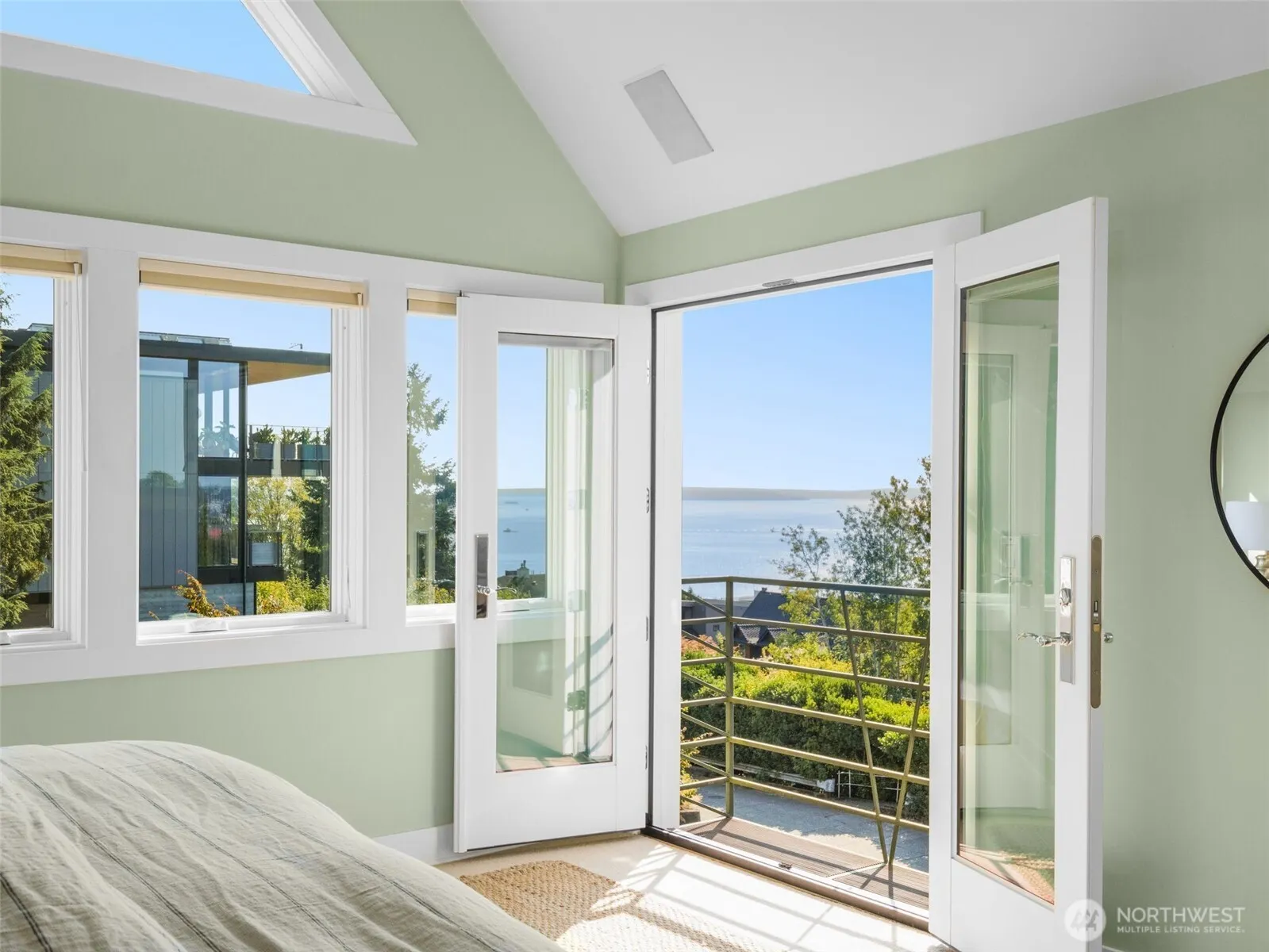 816 W Blaine Street , Seattle, WA 98119