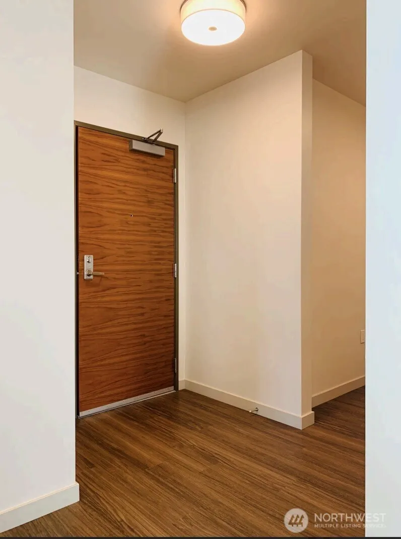 2015 2nd Avenue #2401, Seattle, WA 98121