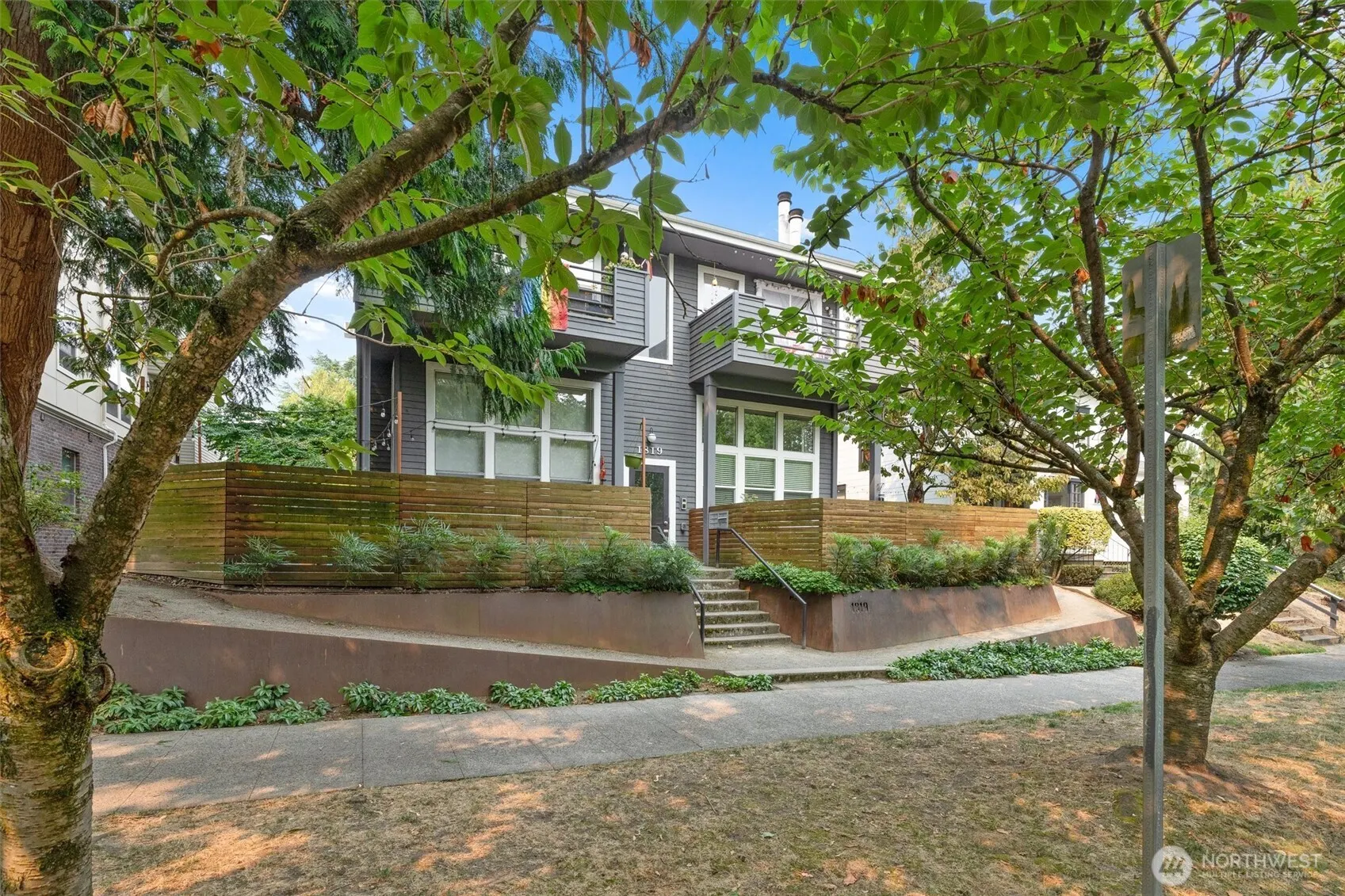 1819 17th Avenue #7, Seattle, WA 98122-2763