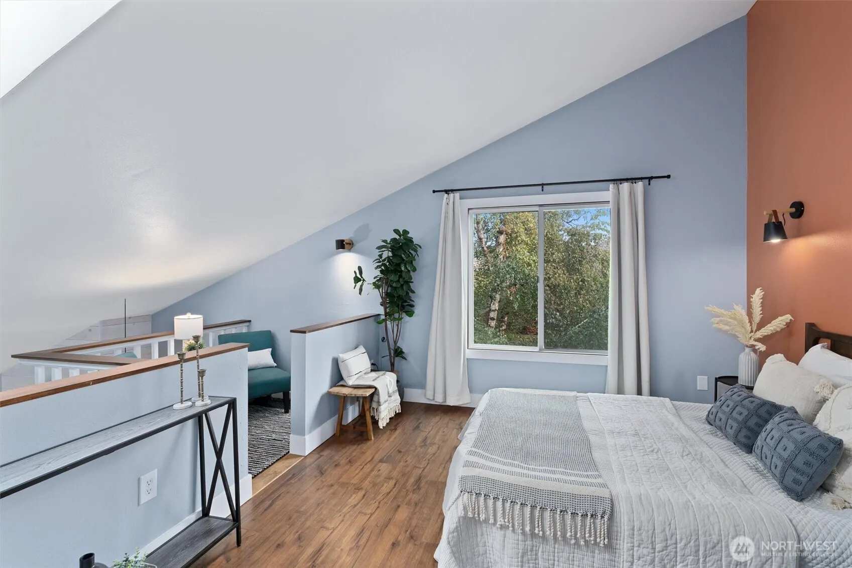 1819 17th Avenue #7, Seattle, WA 98122-2763
