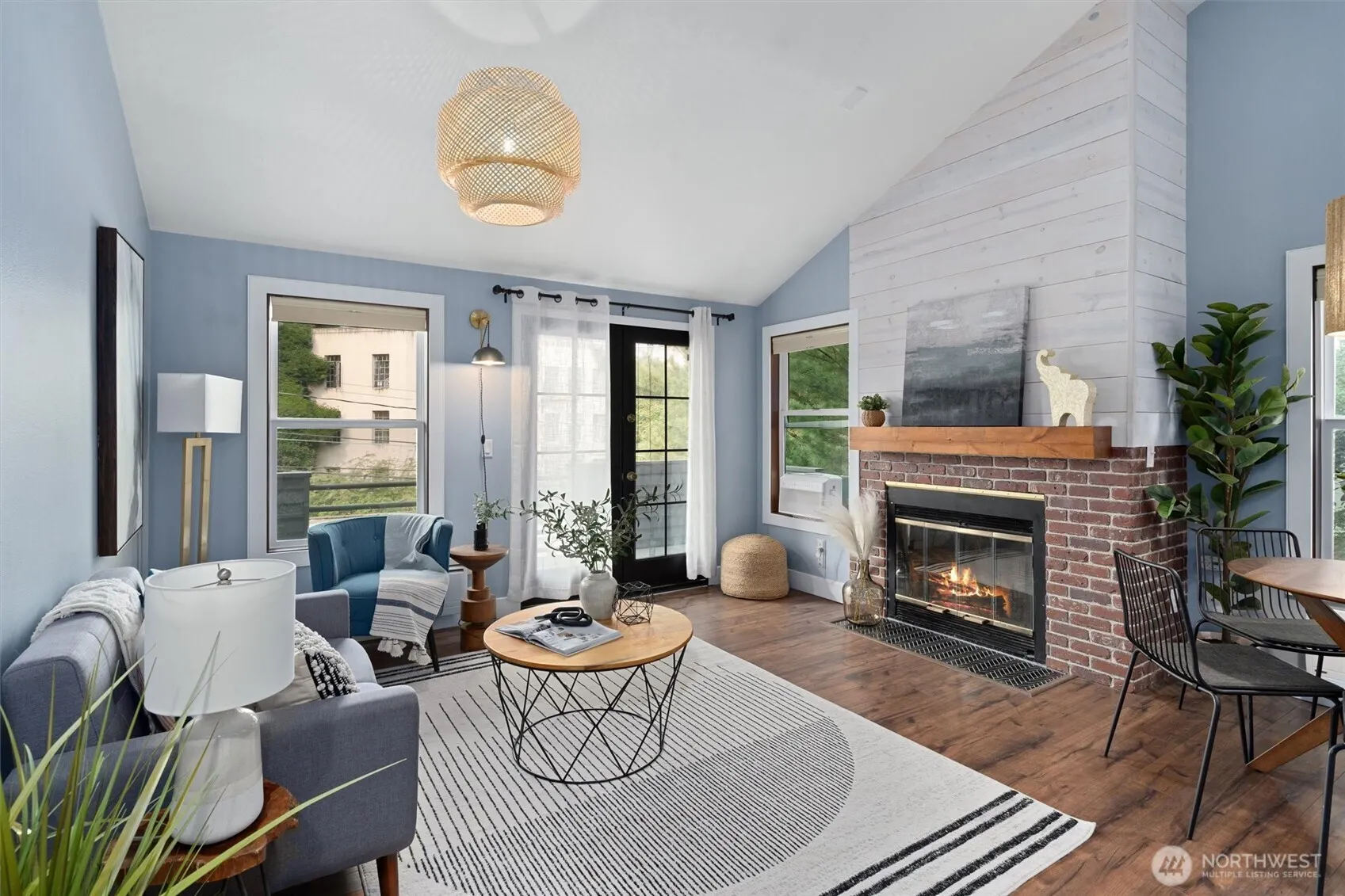 1819 17th Avenue #7, Seattle, WA 98122-2763