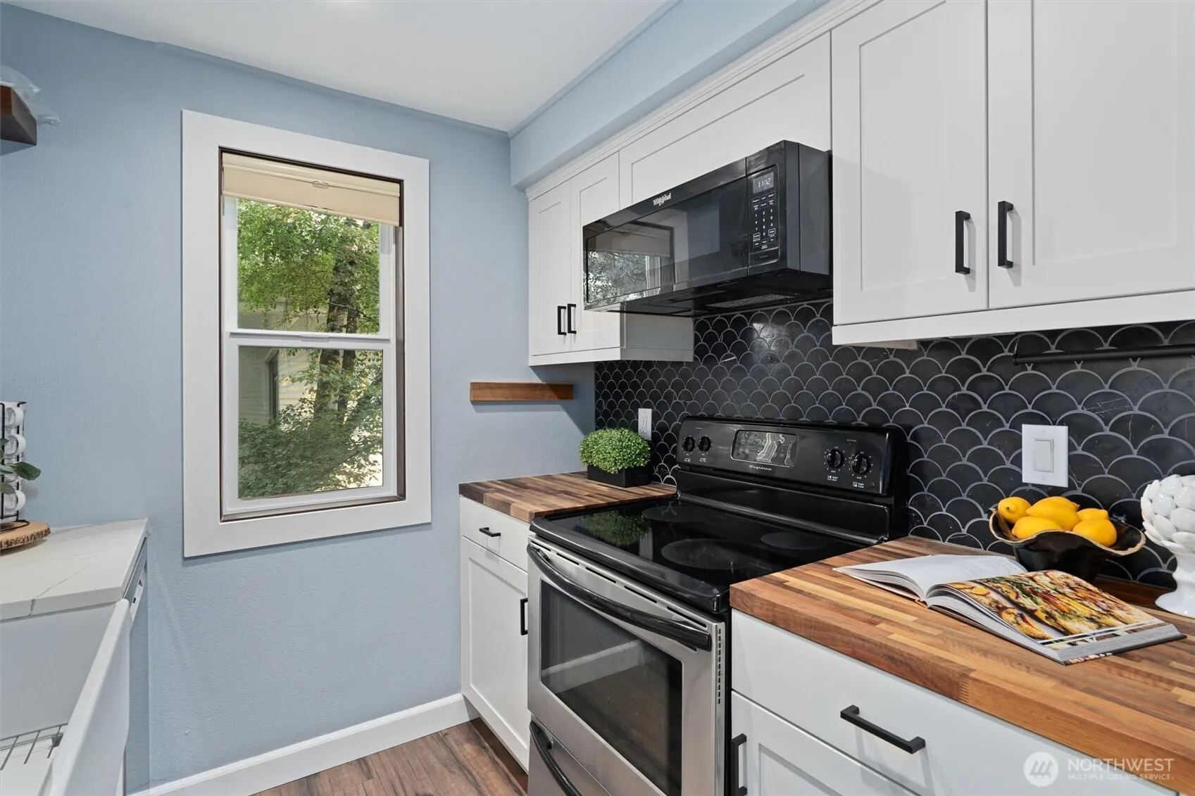 1819 17th Avenue #7, Seattle, WA 98122-2763