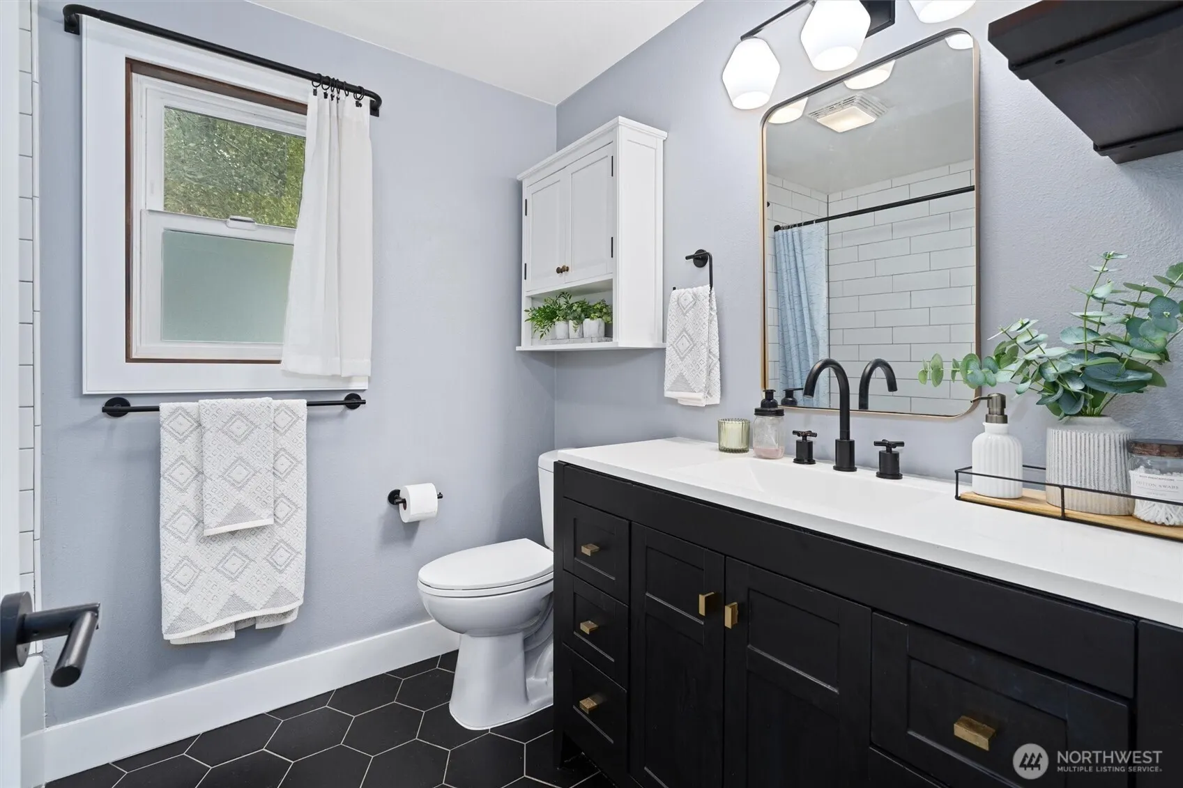 1819 17th Avenue #7, Seattle, WA 98122-2763