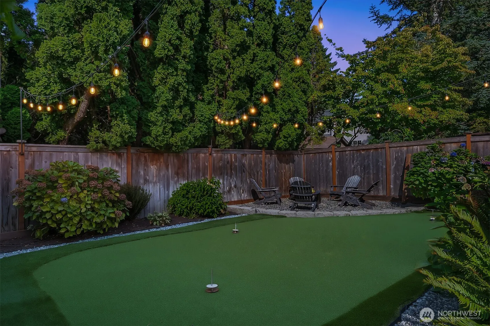 170 B NW Dogwood Street , Issaquah, WA 98027