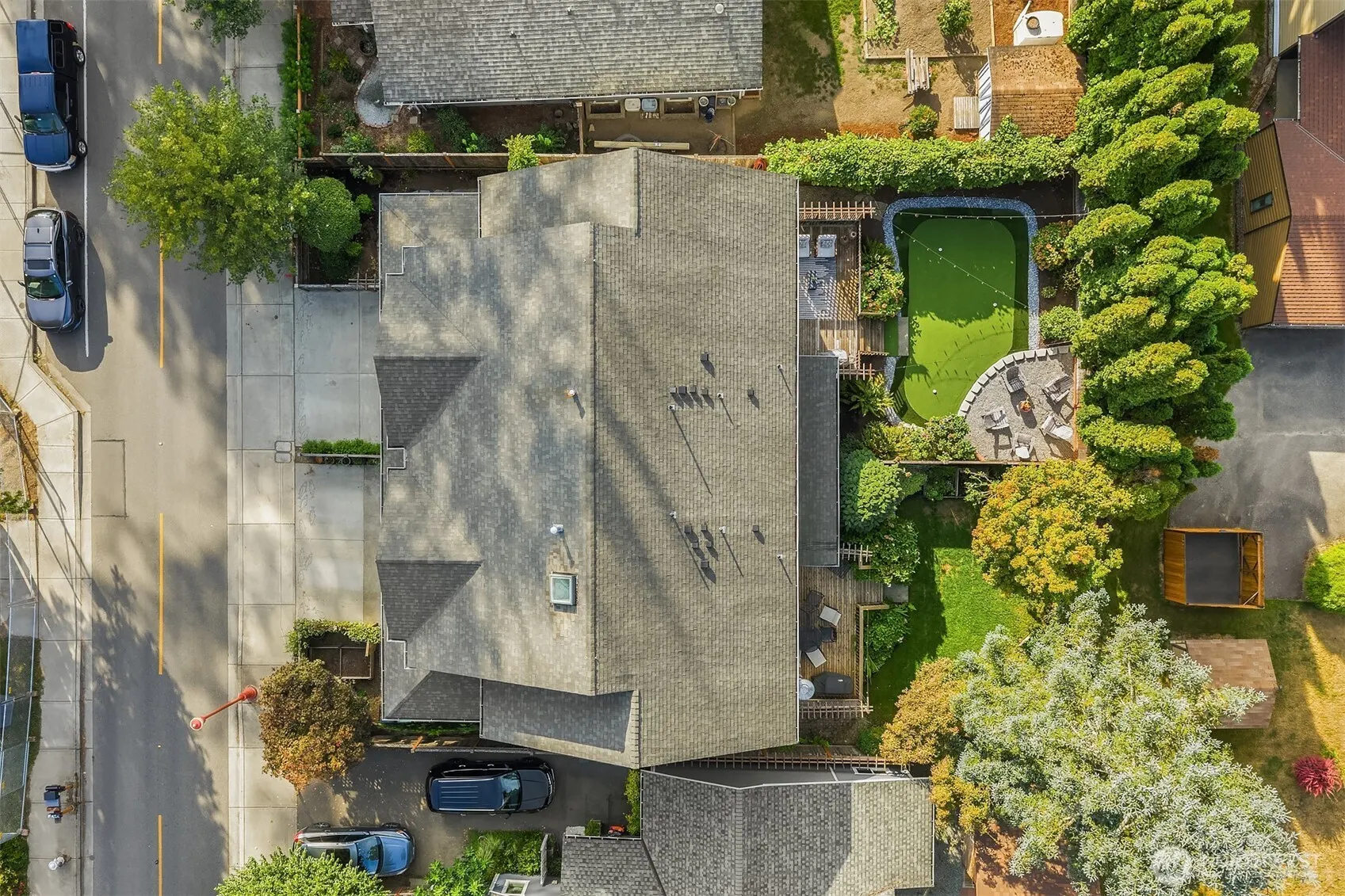 170 B NW Dogwood Street , Issaquah, WA 98027