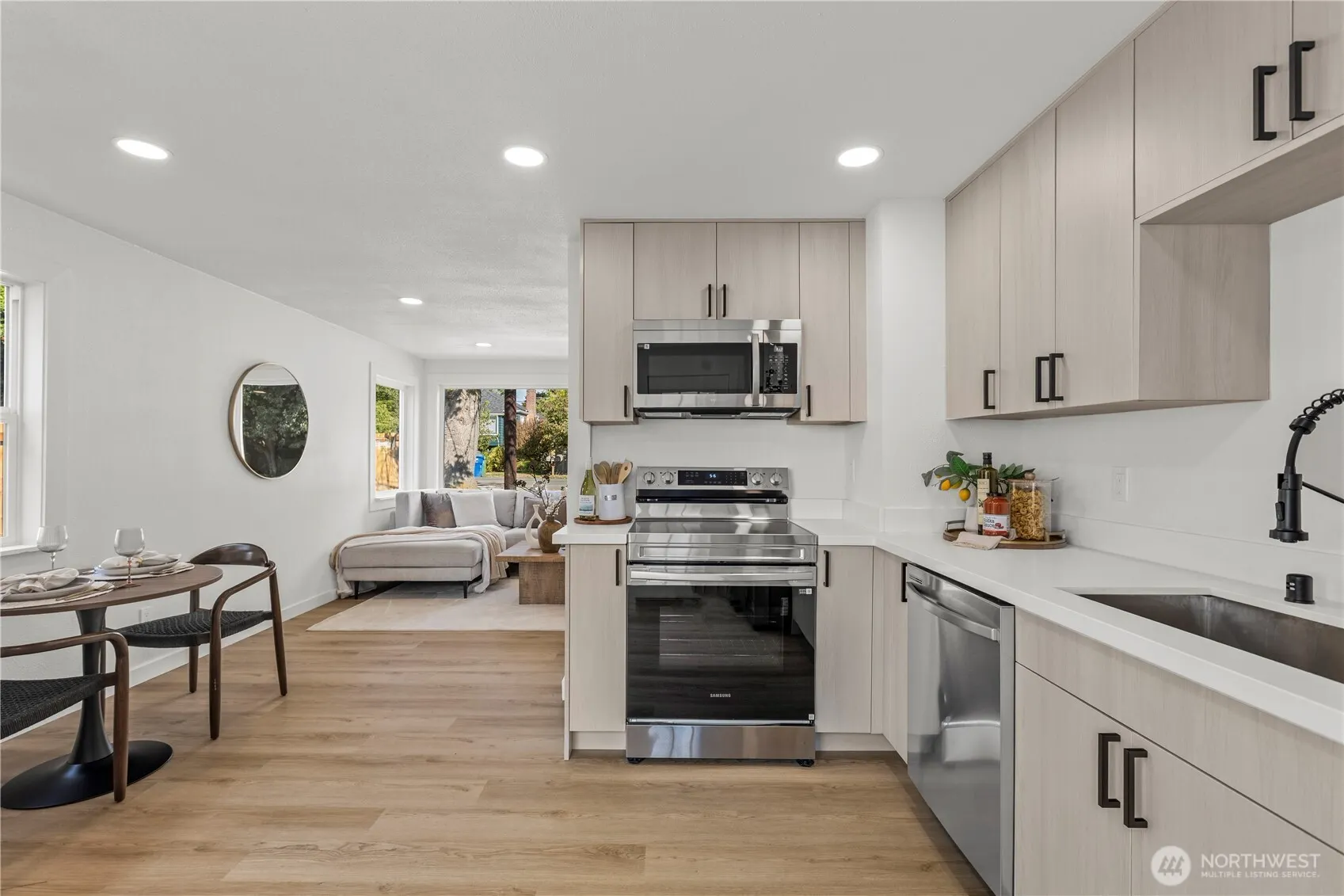 9733 Evanston Avenue N, Seattle, WA 98103