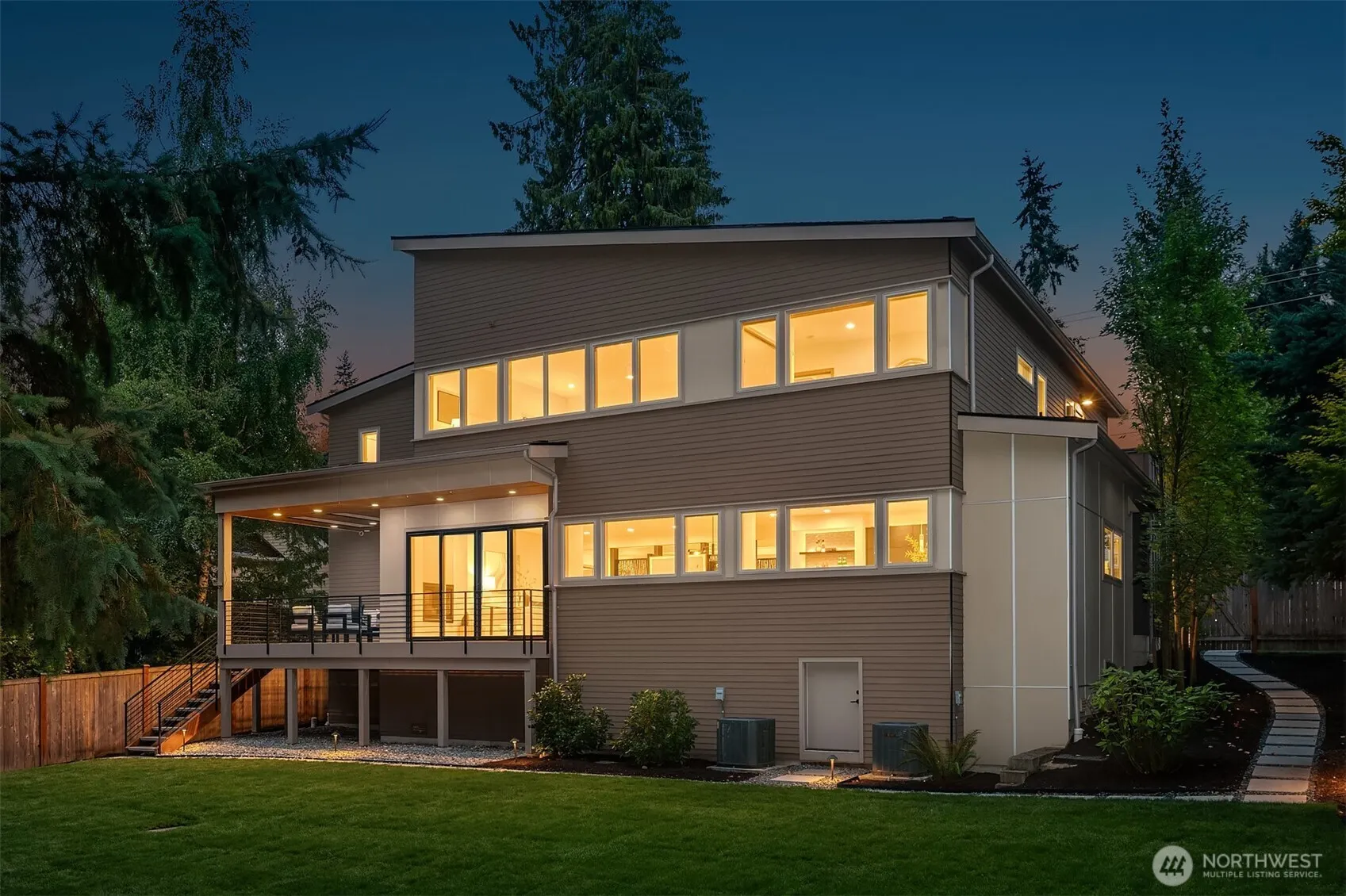 2718 NE 90th Street , Seattle, WA 98115