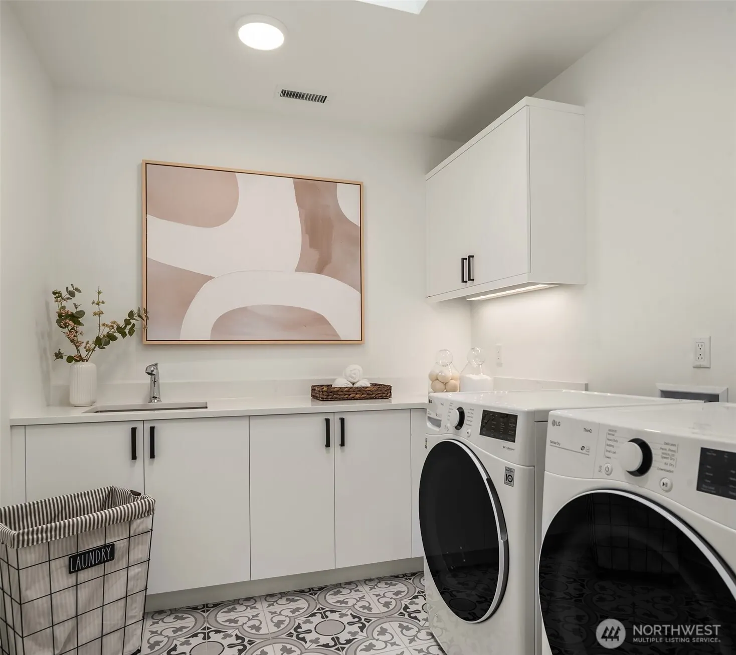 2718 NE 90th Street , Seattle, WA 98115