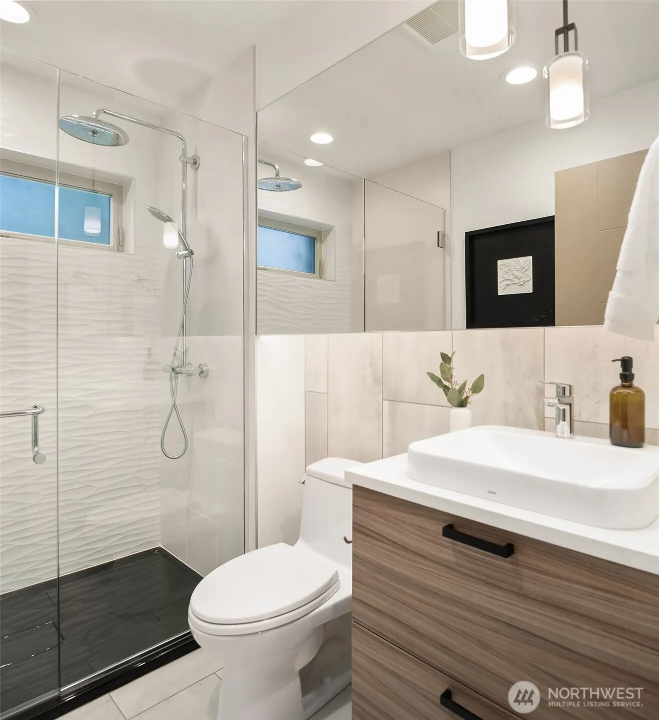 2718 NE 90th Street , Seattle, WA 98115
