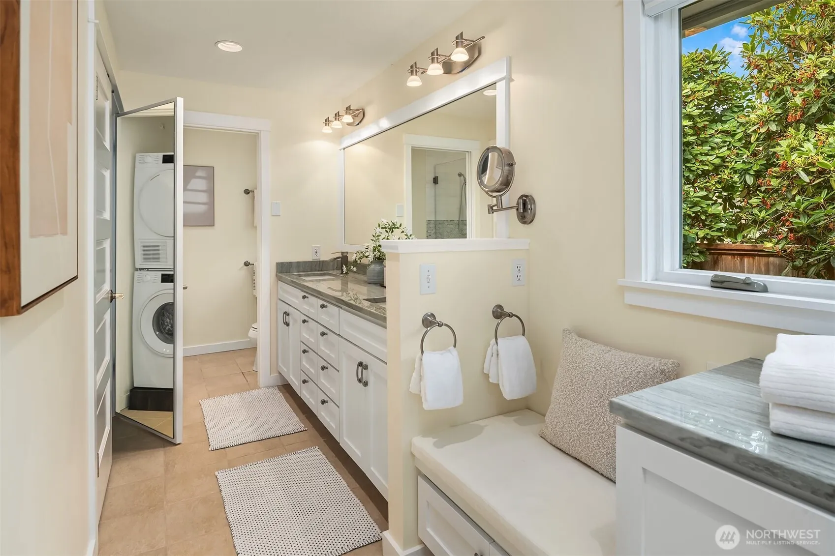 4510 48th Avenue NE, Seattle, WA 98105