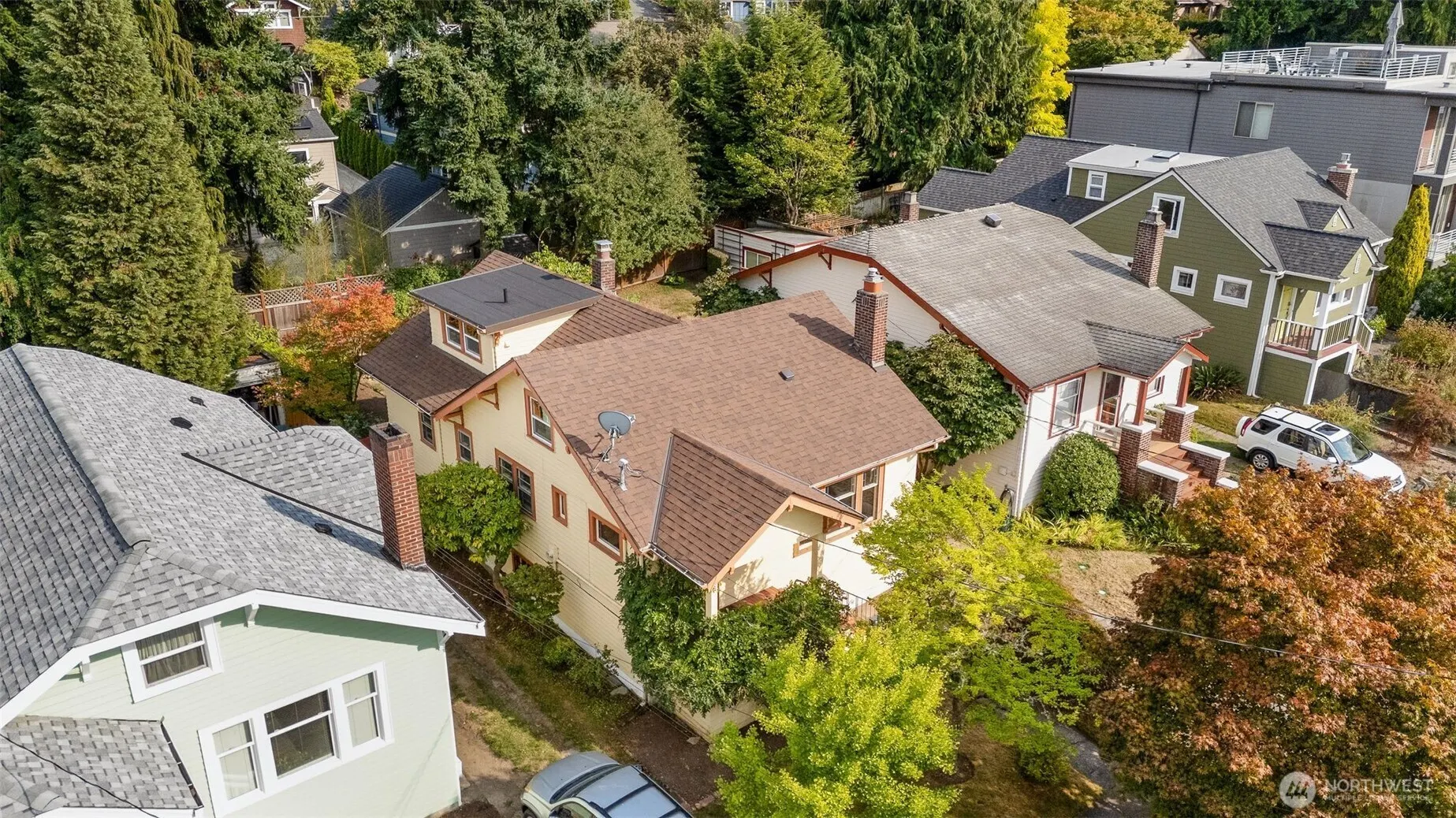 7332 17th Avenue NE, Seattle, WA 98115