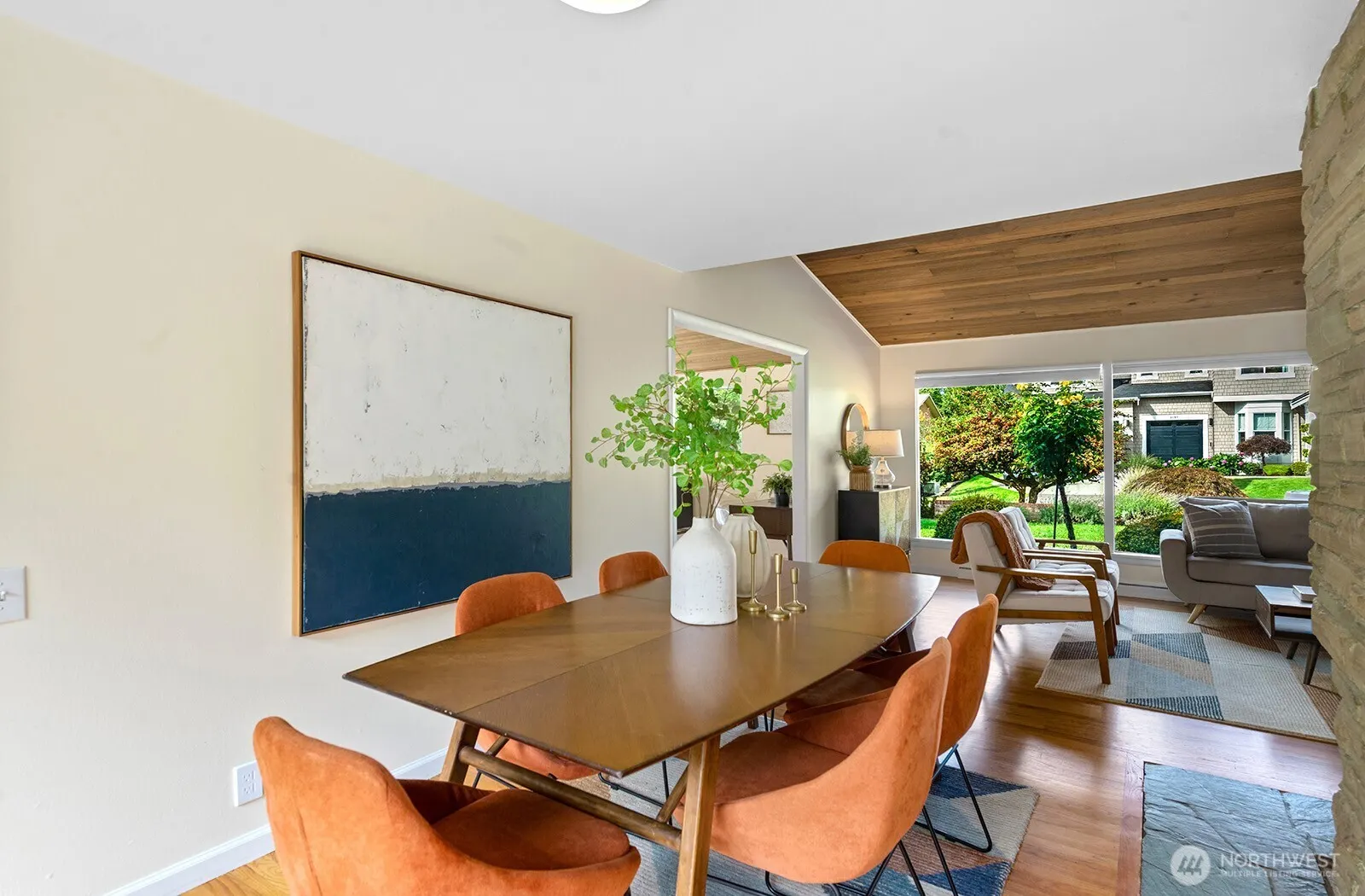 11006 SE 31st Street , Bellevue, WA 98004