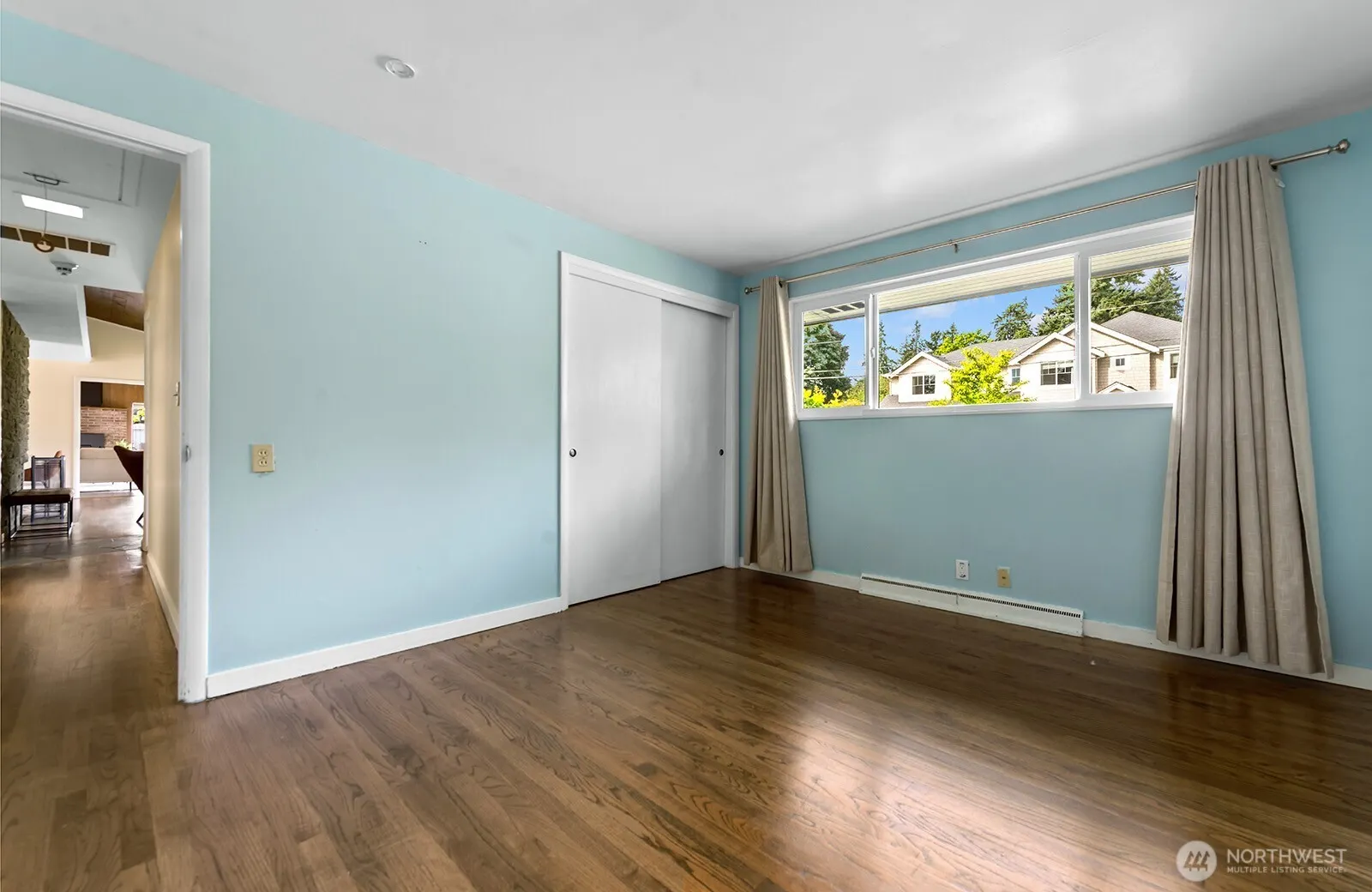 11006 SE 31st Street , Bellevue, WA 98004