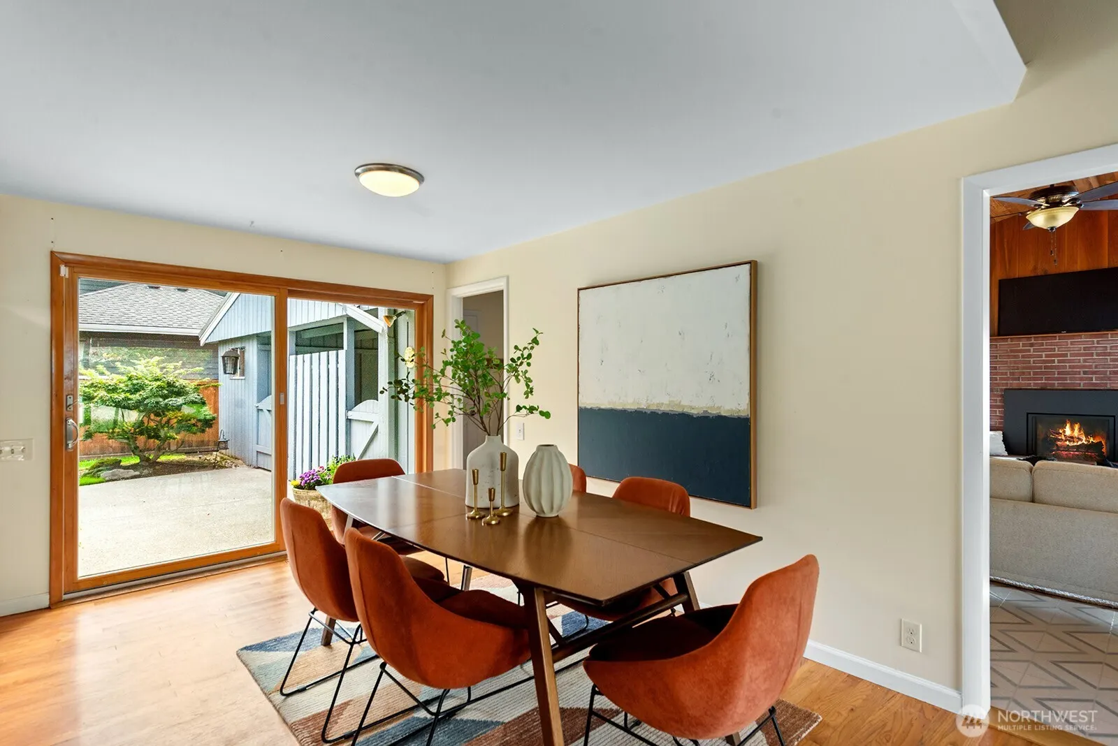 11006 SE 31st Street , Bellevue, WA 98004