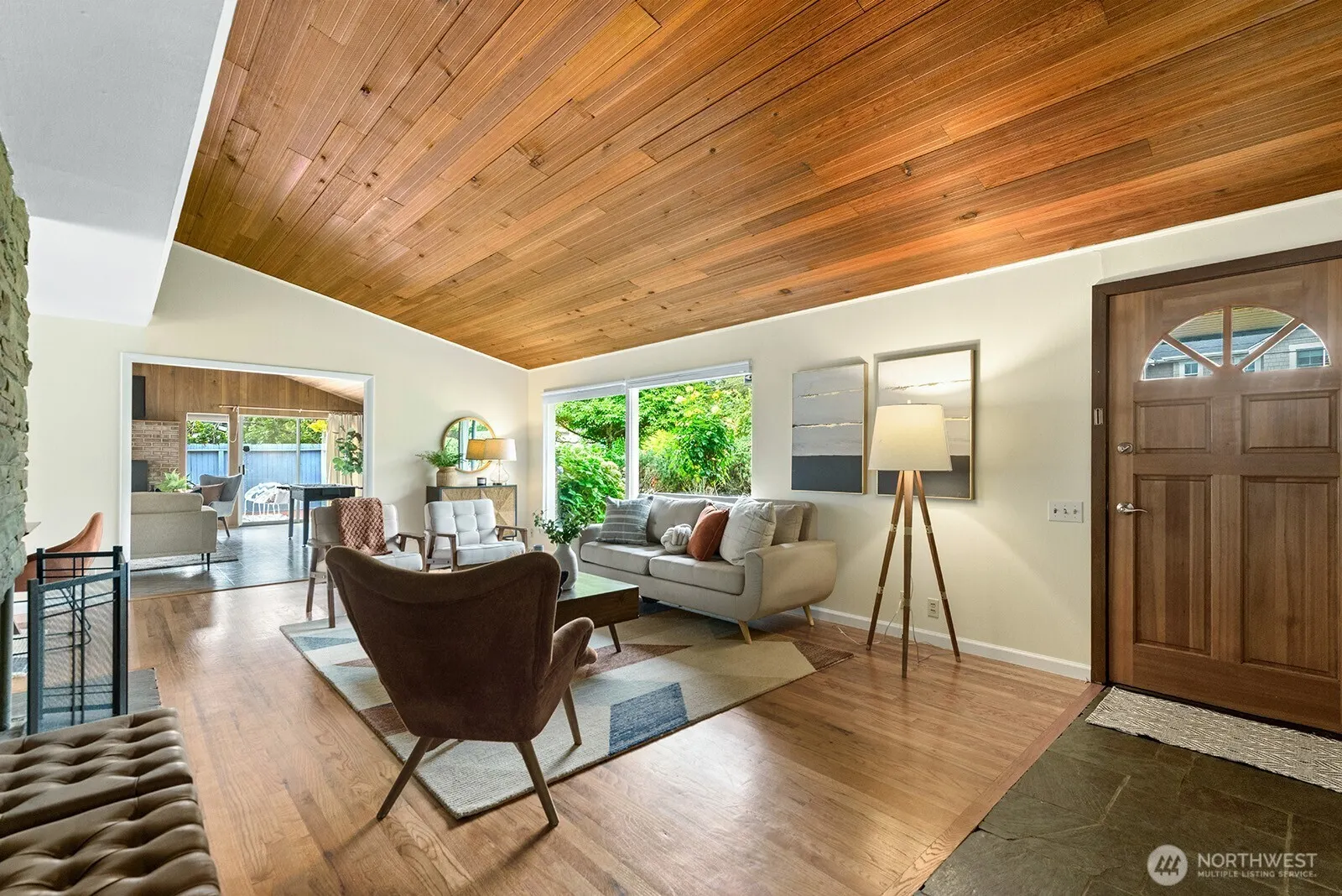 11006 SE 31st Street , Bellevue, WA 98004