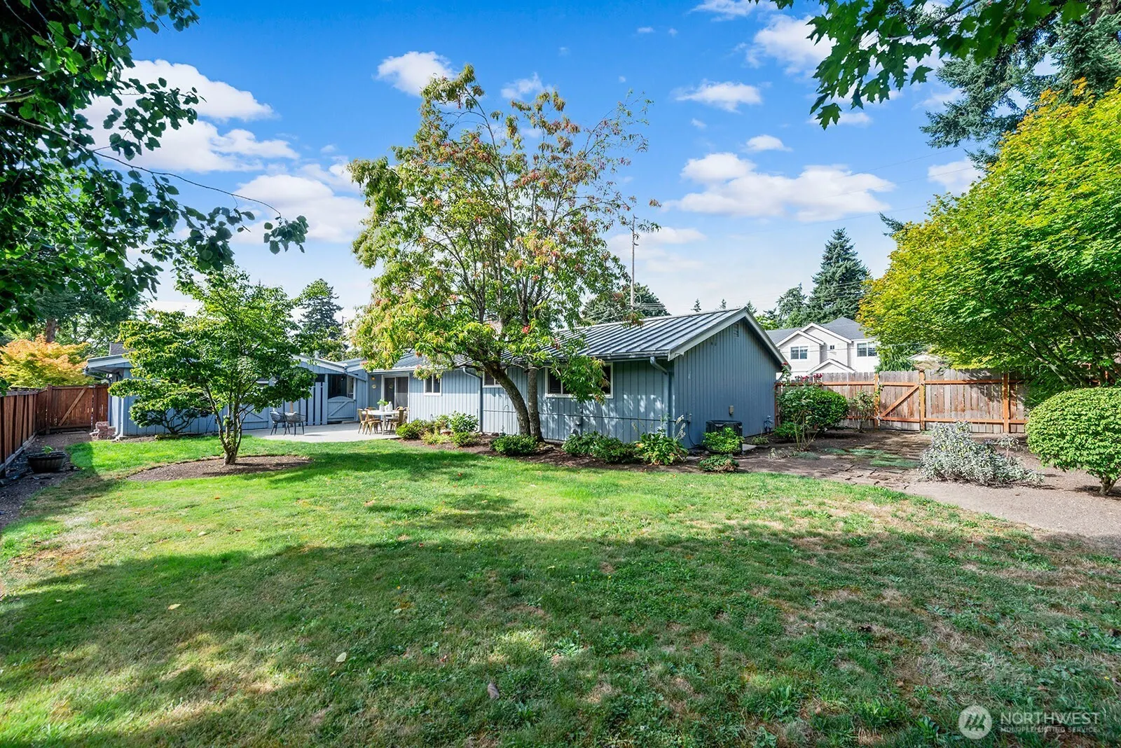 11006 SE 31st Street , Bellevue, WA 98004