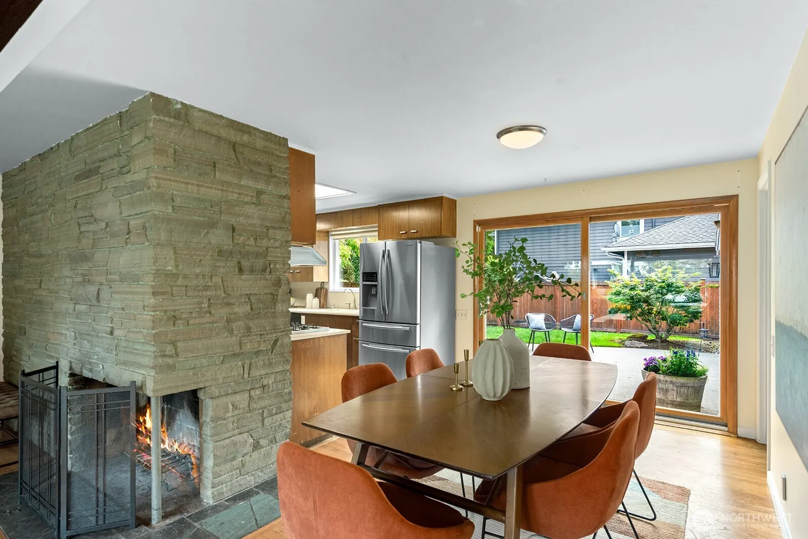 11006 SE 31st Street , Bellevue, WA 98004