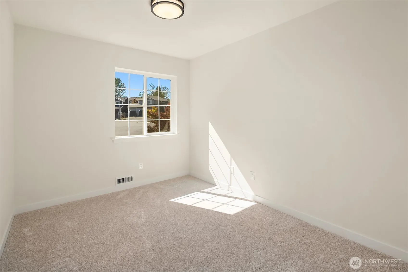 13205 NE 201st Court , Woodinville, WA 98072
