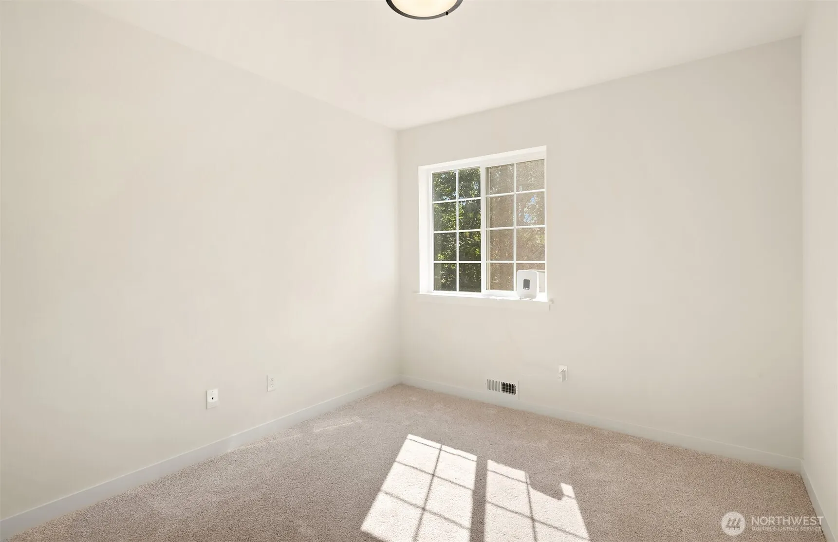 13205 NE 201st Court , Woodinville, WA 98072