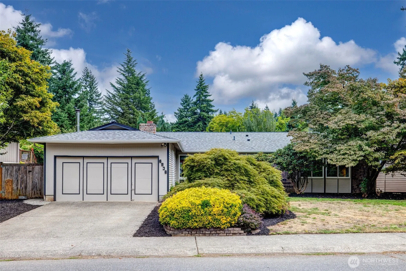 6538 117th Avenue SE, Bellevue, WA 98006