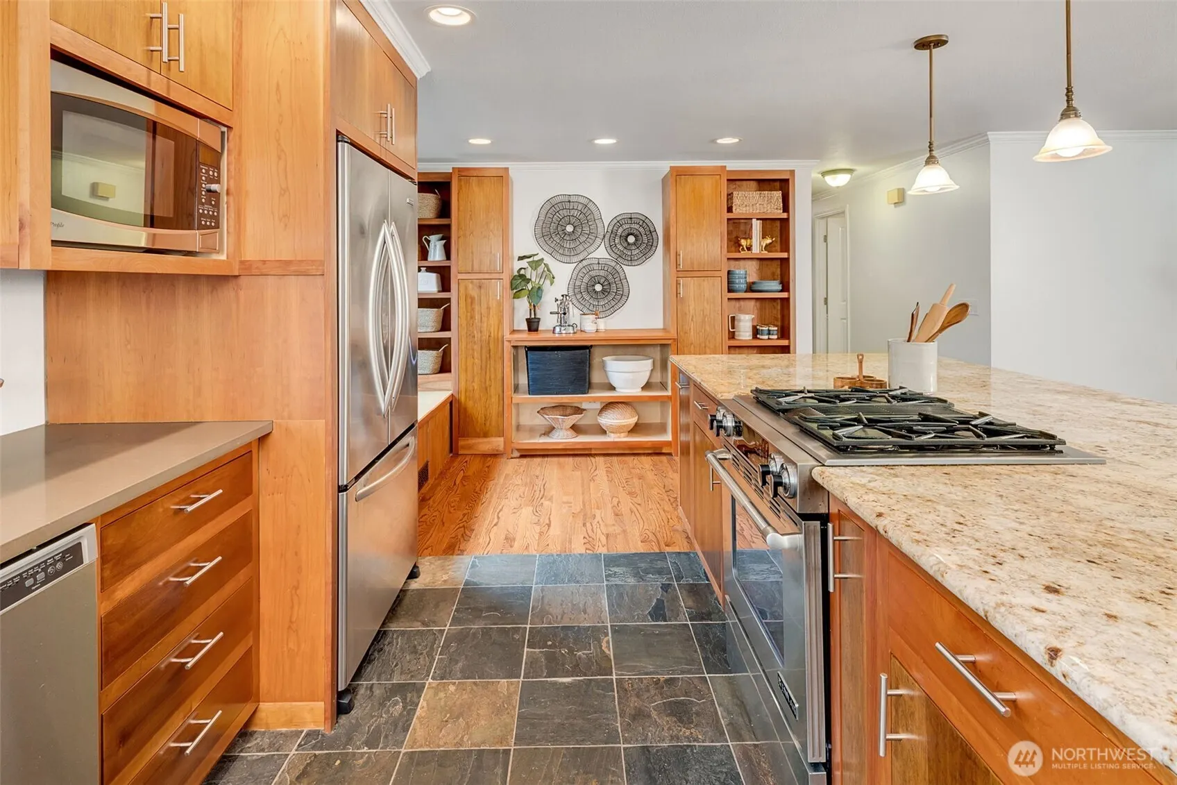 6538 117th Avenue SE, Bellevue, WA 98006