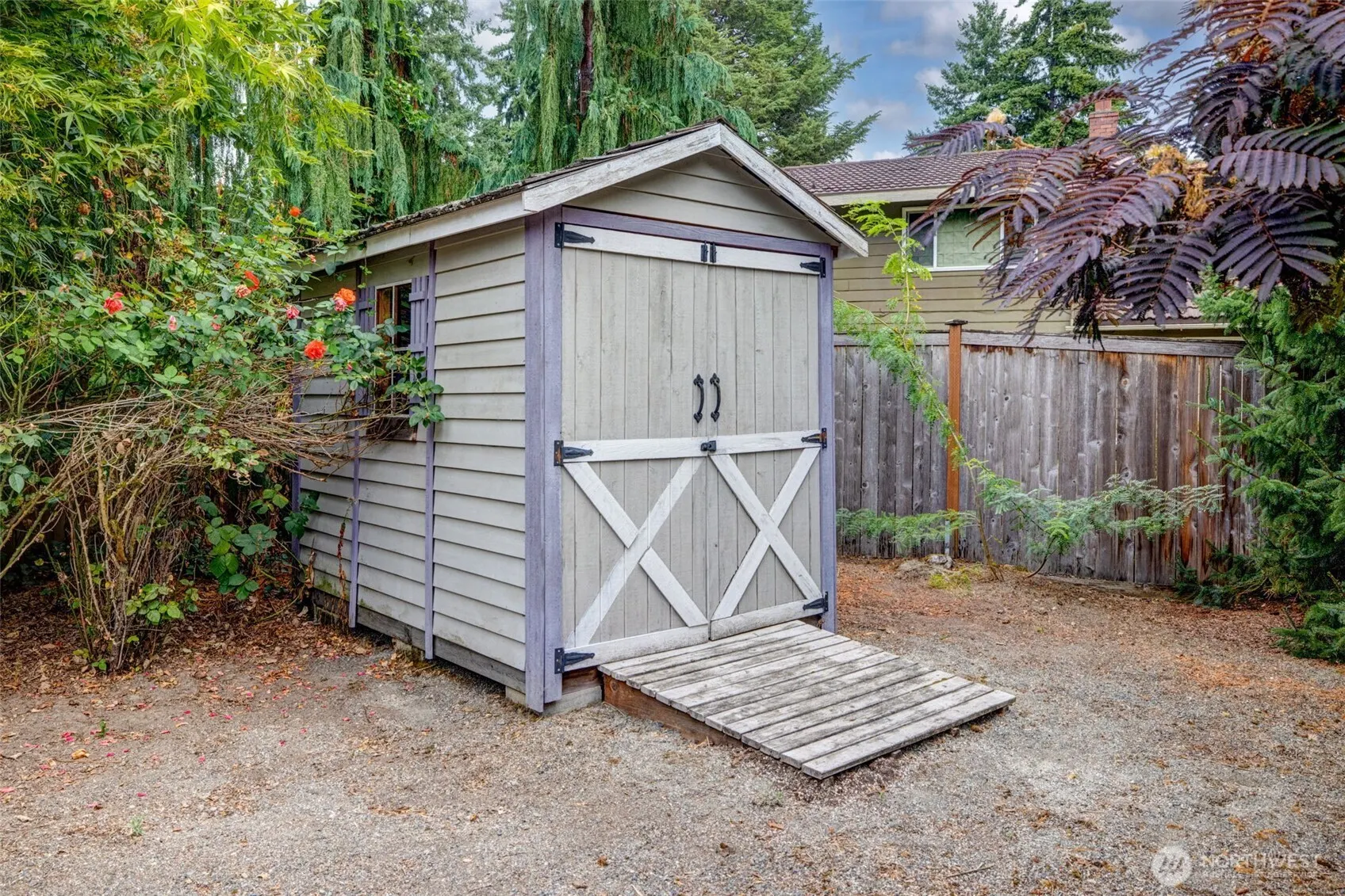 6538 117th Avenue SE, Bellevue, WA 98006