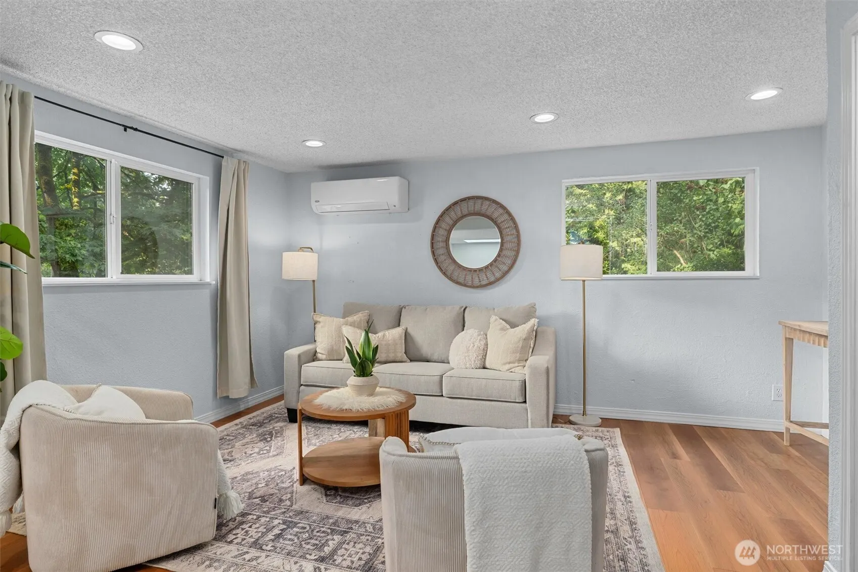 15504 180th Avenue NE, Woodinville, WA 98072