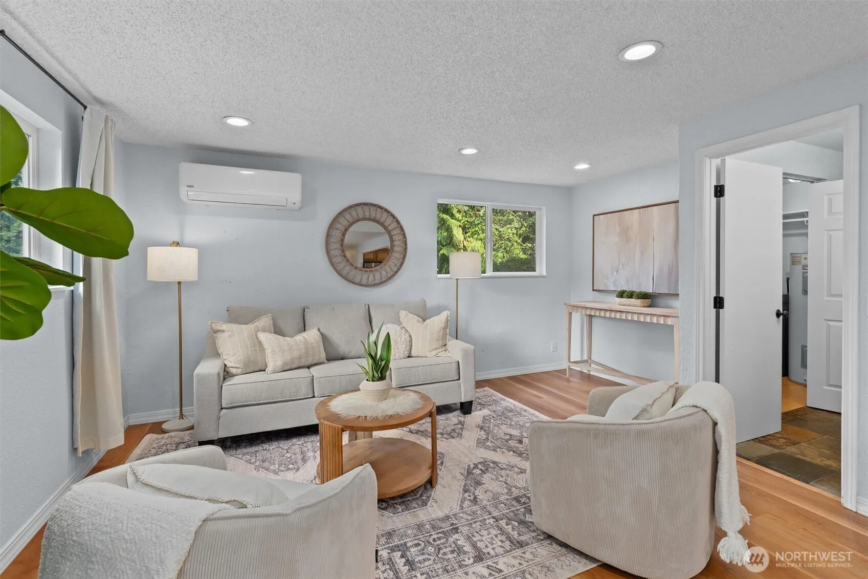 15504 180th Avenue NE, Woodinville, WA 98072