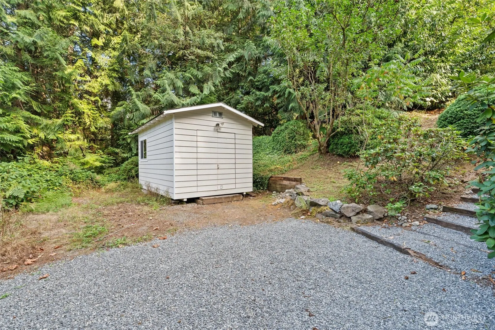 15504 180th Avenue NE, Woodinville, WA 98072
