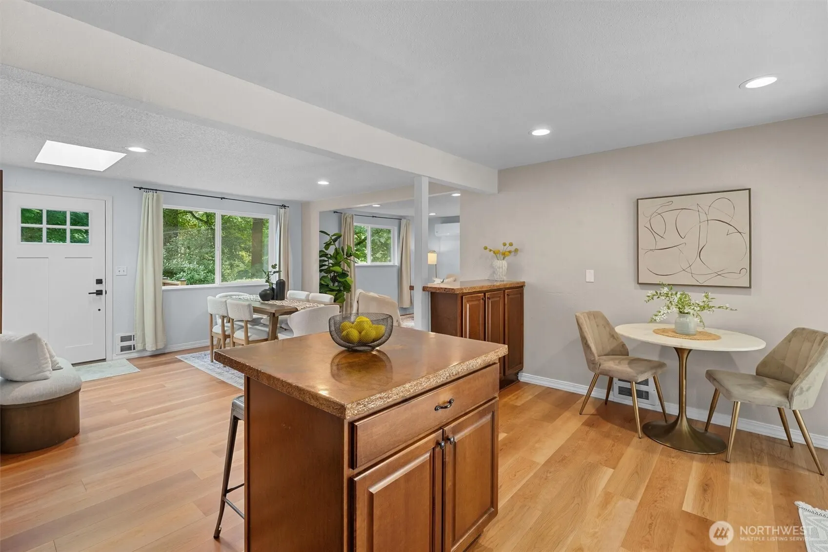 15504 180th Avenue NE, Woodinville, WA 98072