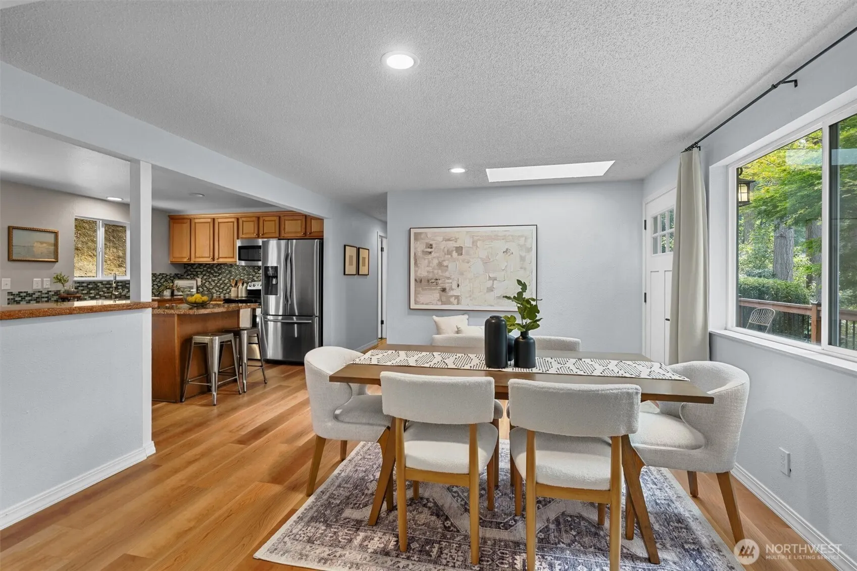 15504 180th Avenue NE, Woodinville, WA 98072