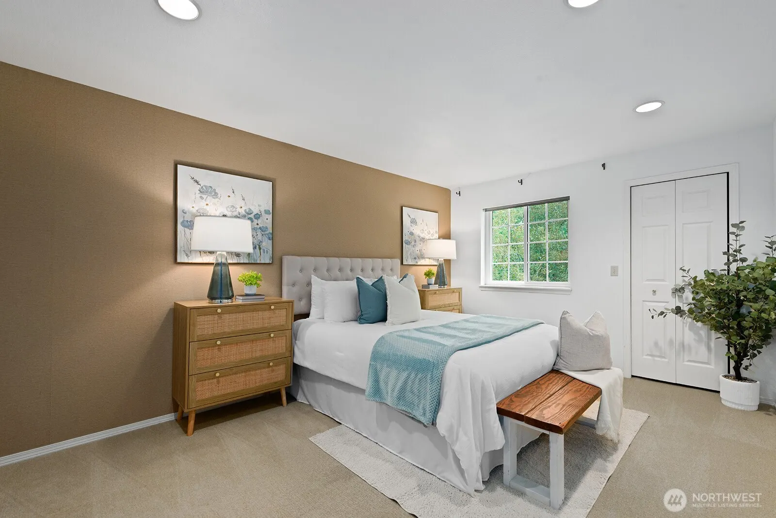 2720 SE 118th Avenue #302, Bellevue, WA 98005