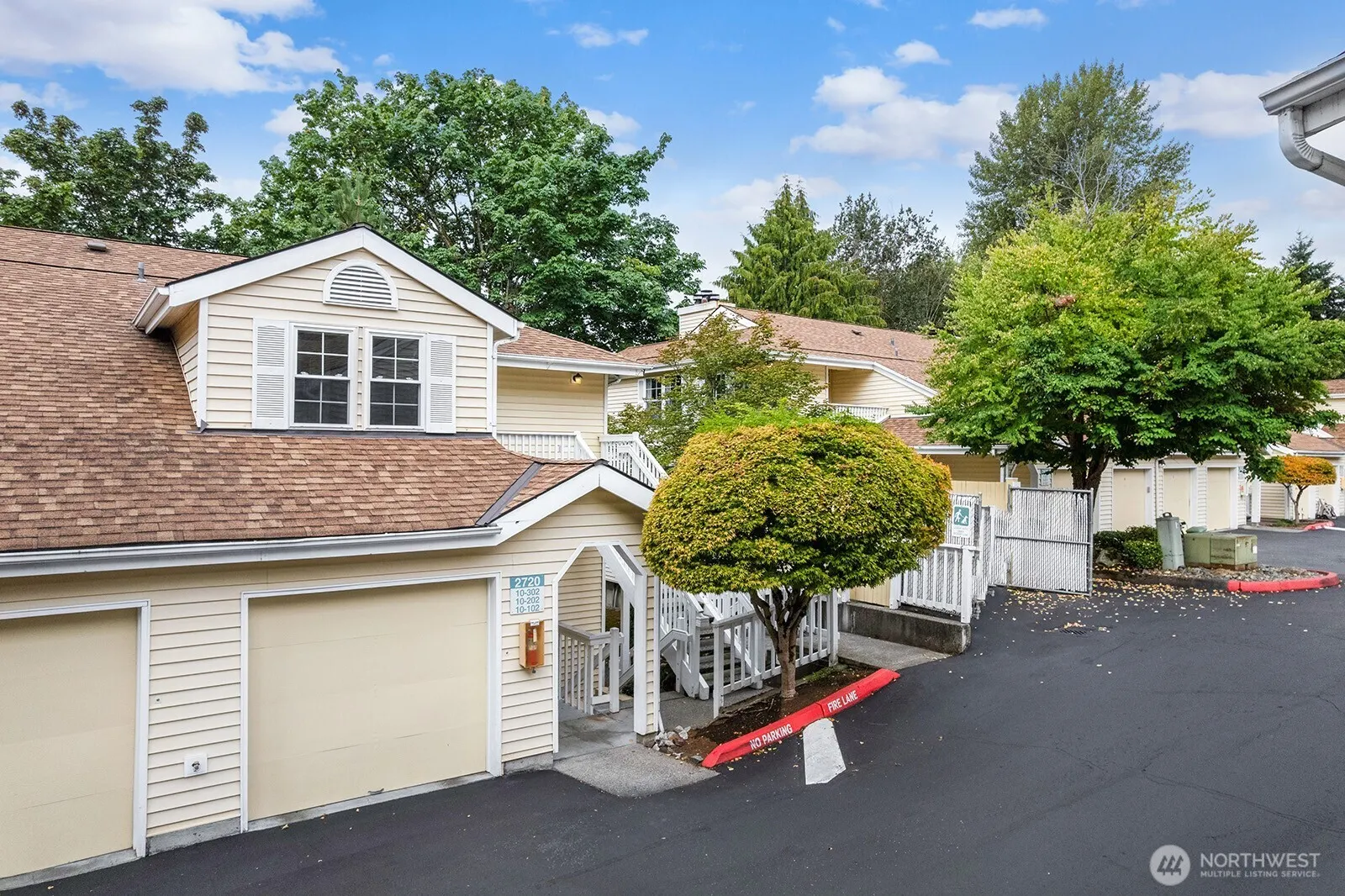 2720 SE 118th Avenue #302, Bellevue, WA 98005