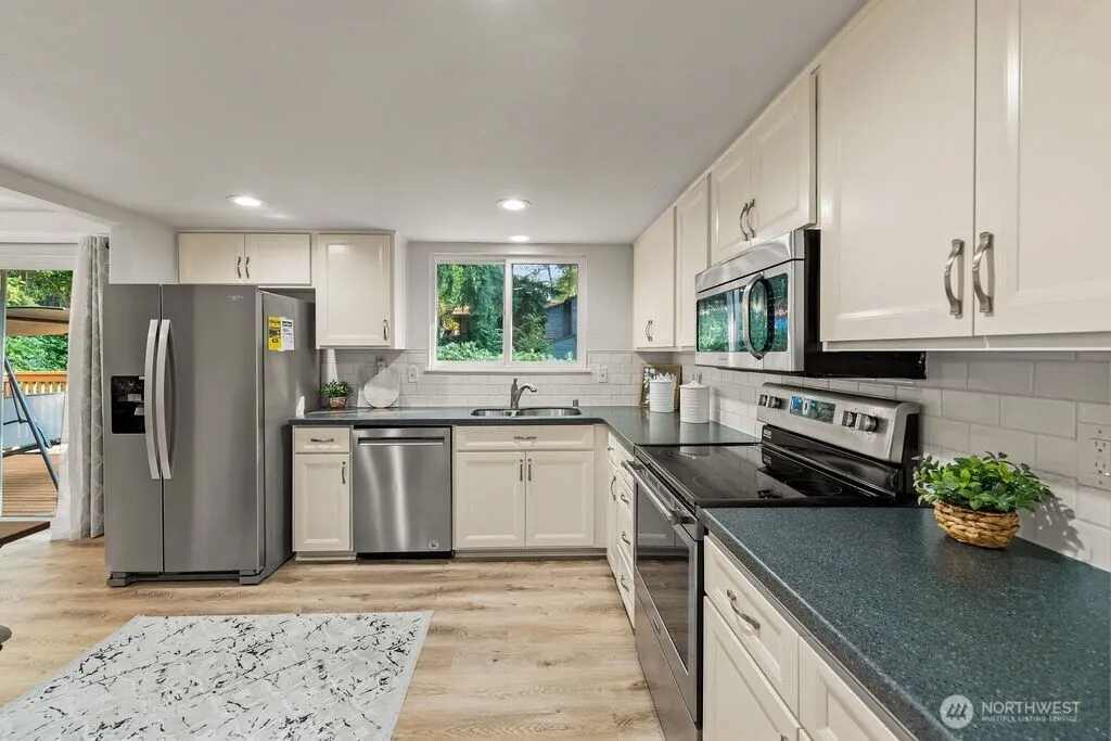 4406 153rd Place SW, Lynnwood, WA 98087