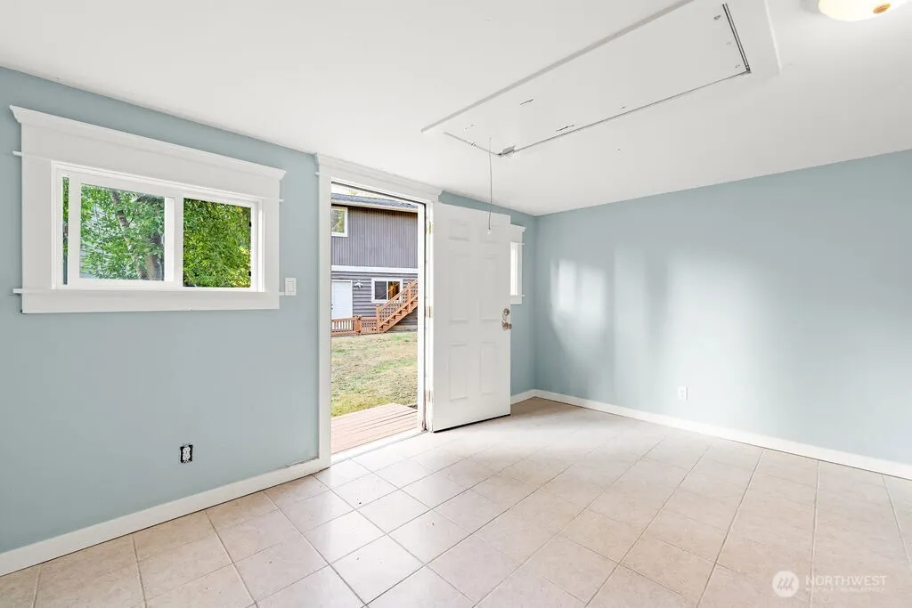 4406 153rd Place SW, Lynnwood, WA 98087