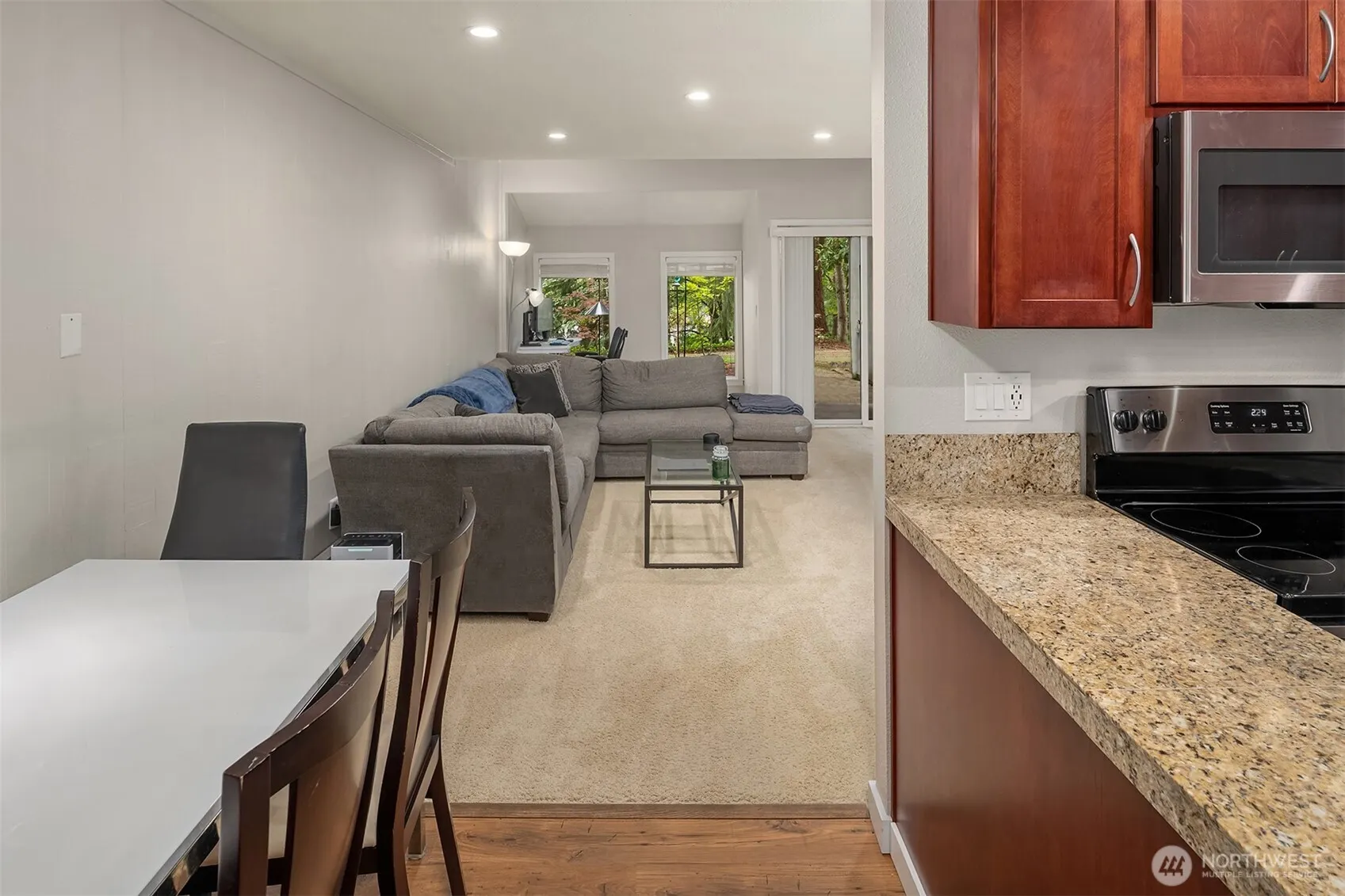 6404 137th Avenue NE #388, Redmond, WA 98052