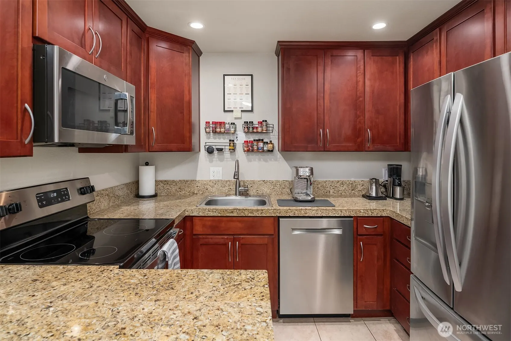 6404 137th Avenue NE #388, Redmond, WA 98052
