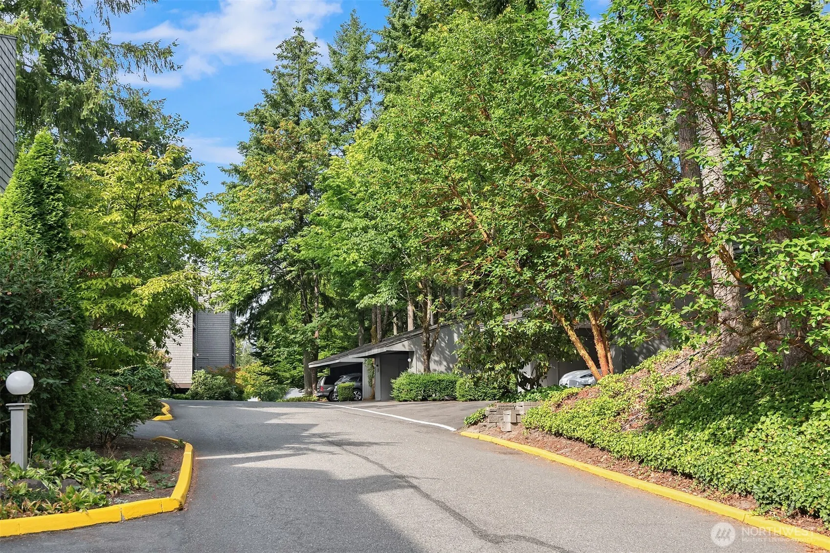 6404 137th Avenue NE #388, Redmond, WA 98052